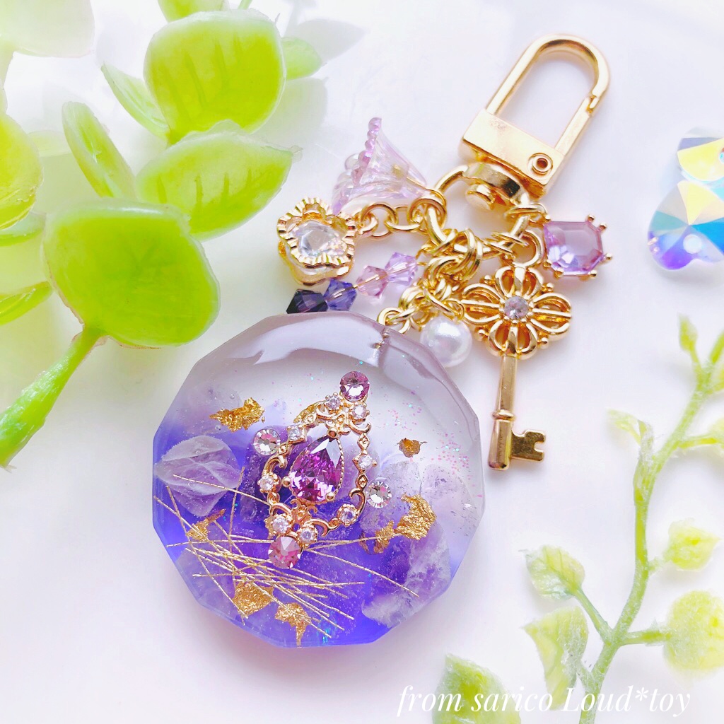 アメジストのジュエリーチャーム