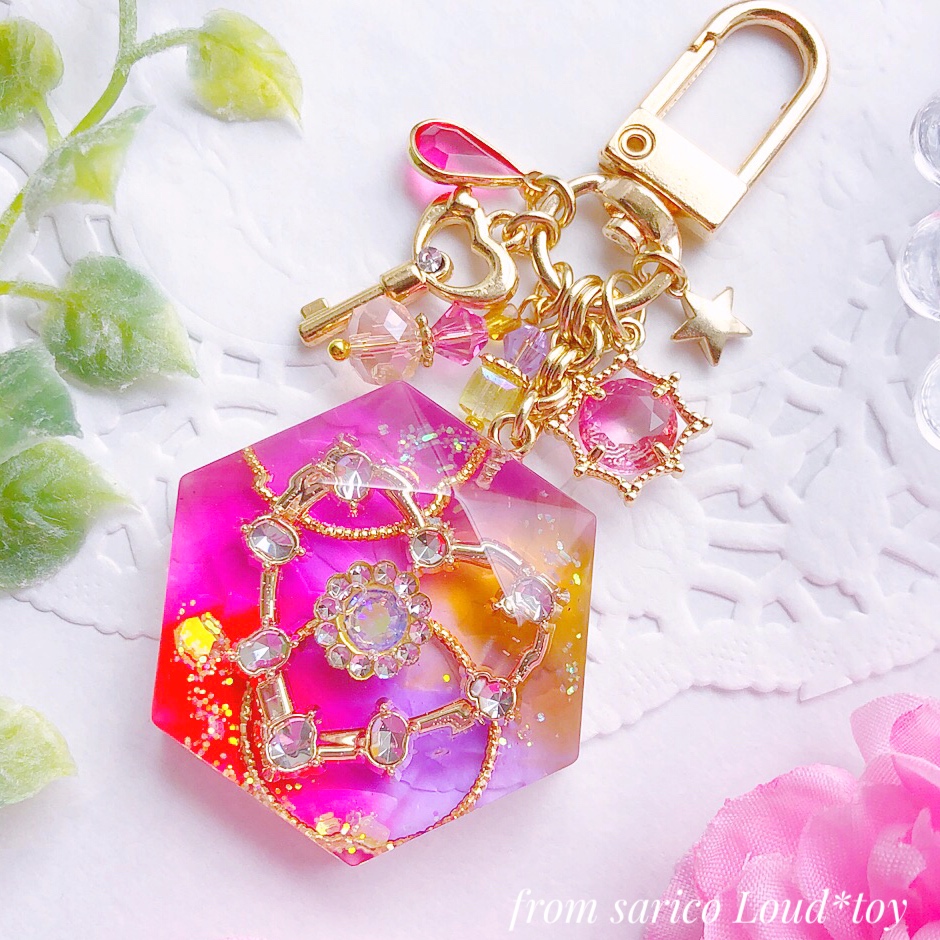 magical hexagonチャーム-恋-