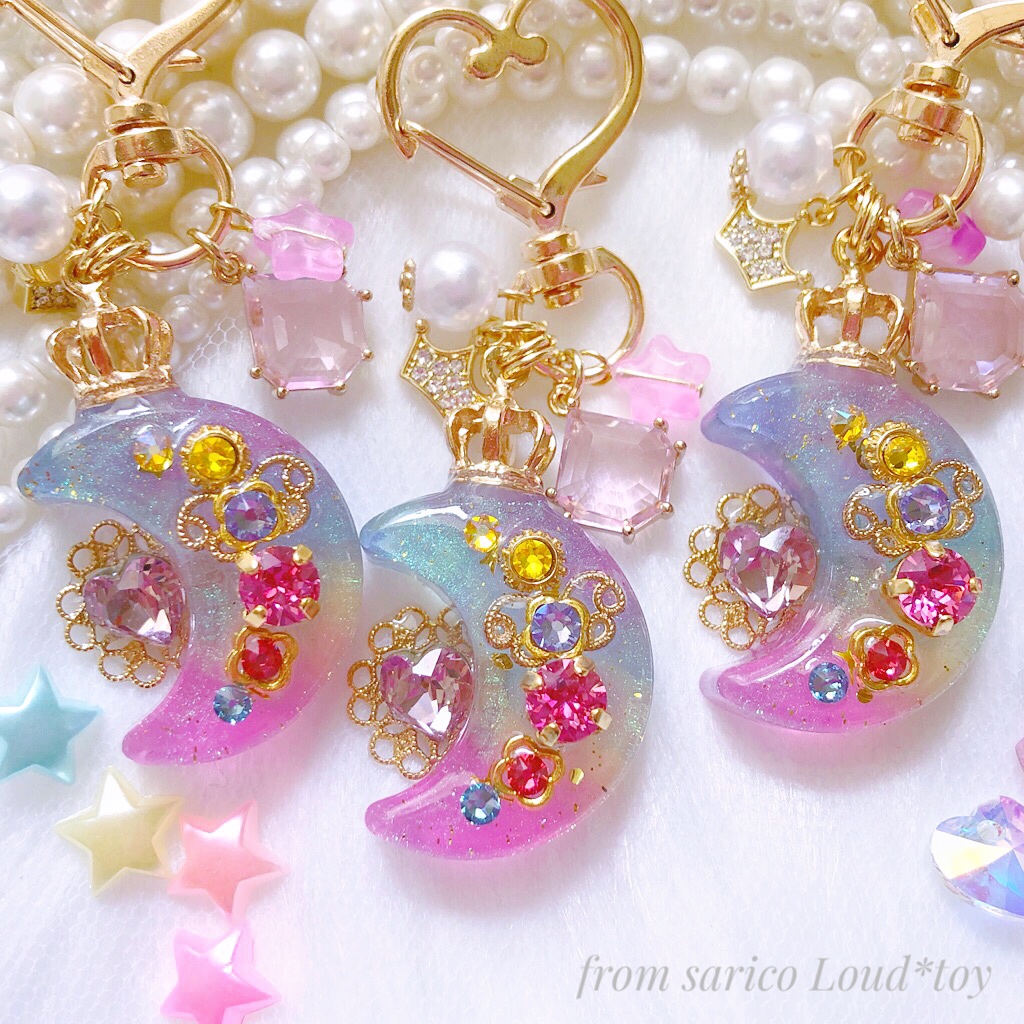 fancy moonチャーム