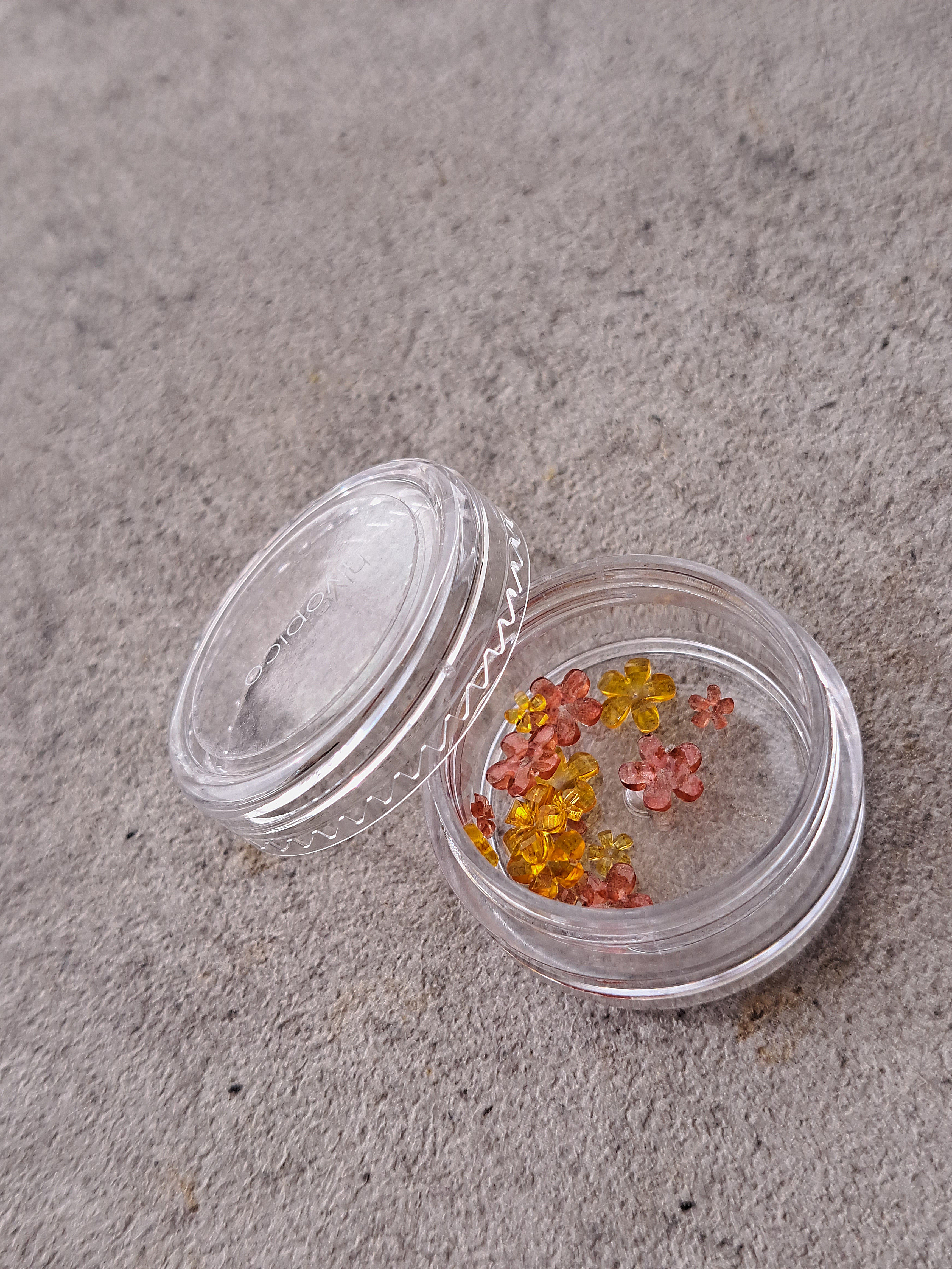 pico flowers ☾︎chamomile & orange☽︎