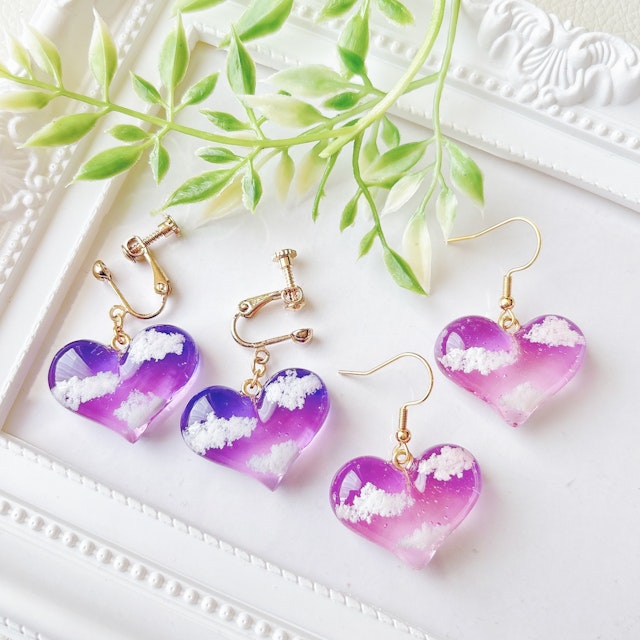 海底に咲く花。.゜*雫型レジンピアス・イヤリング | FANTIST