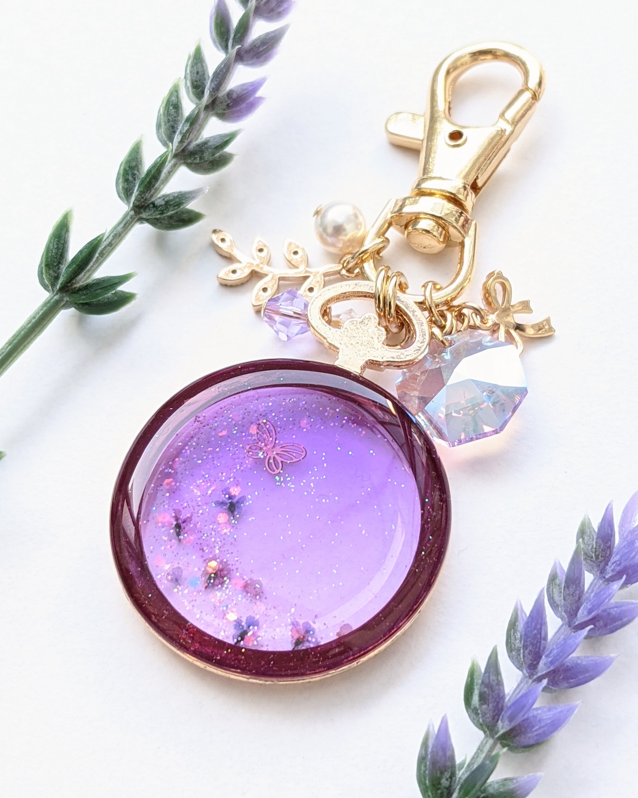蝶が舞うラウンドキーホルダー.｡*🦋の画像4