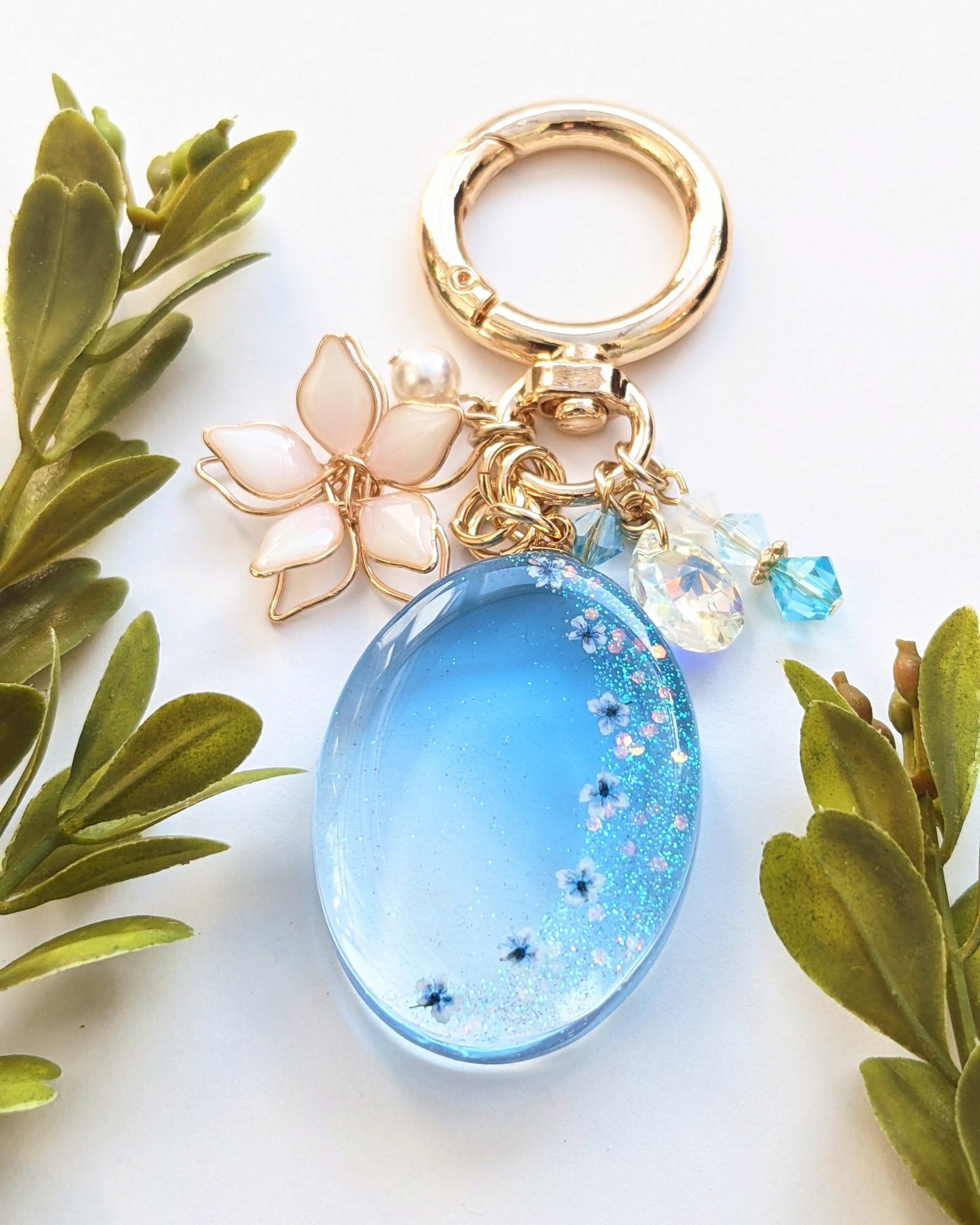 華が舞うオーバルバッグチャーム🌼Aの画像2