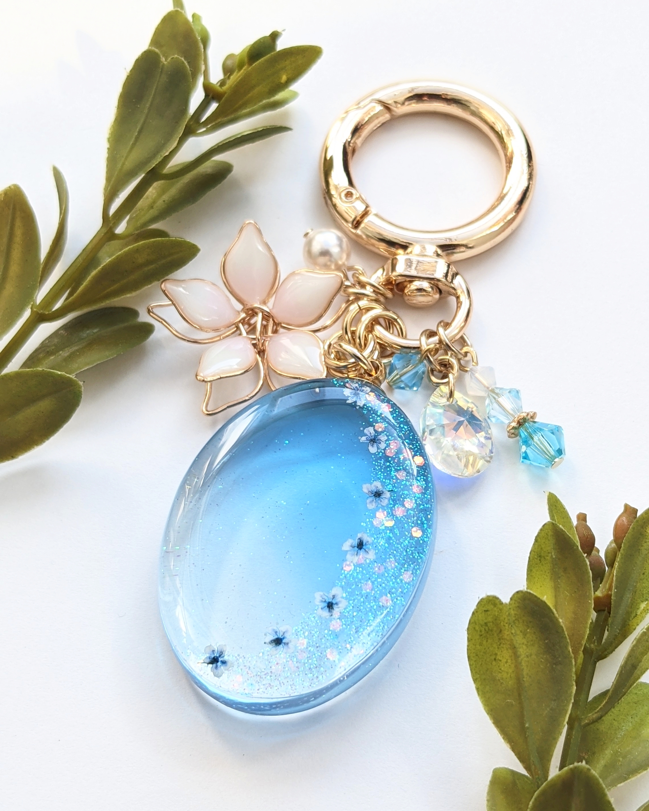 華が舞うオーバルバッグチャーム🌼Aの画像3