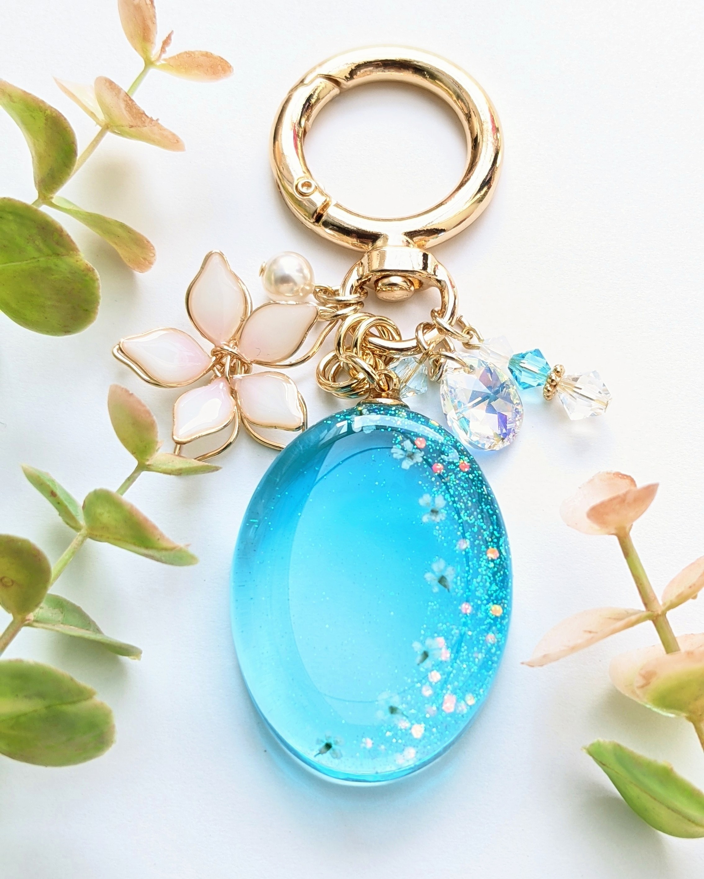 華が舞うオーバルバッグチャーム🌼Bの画像2