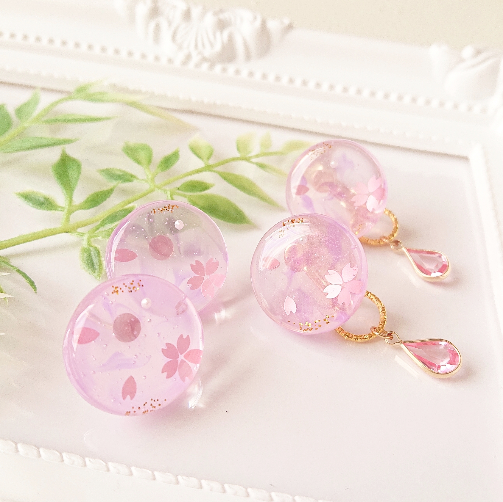 桜模様🌸<ピンクストーン>2way 円型レジンピアス・イヤリングの画像2