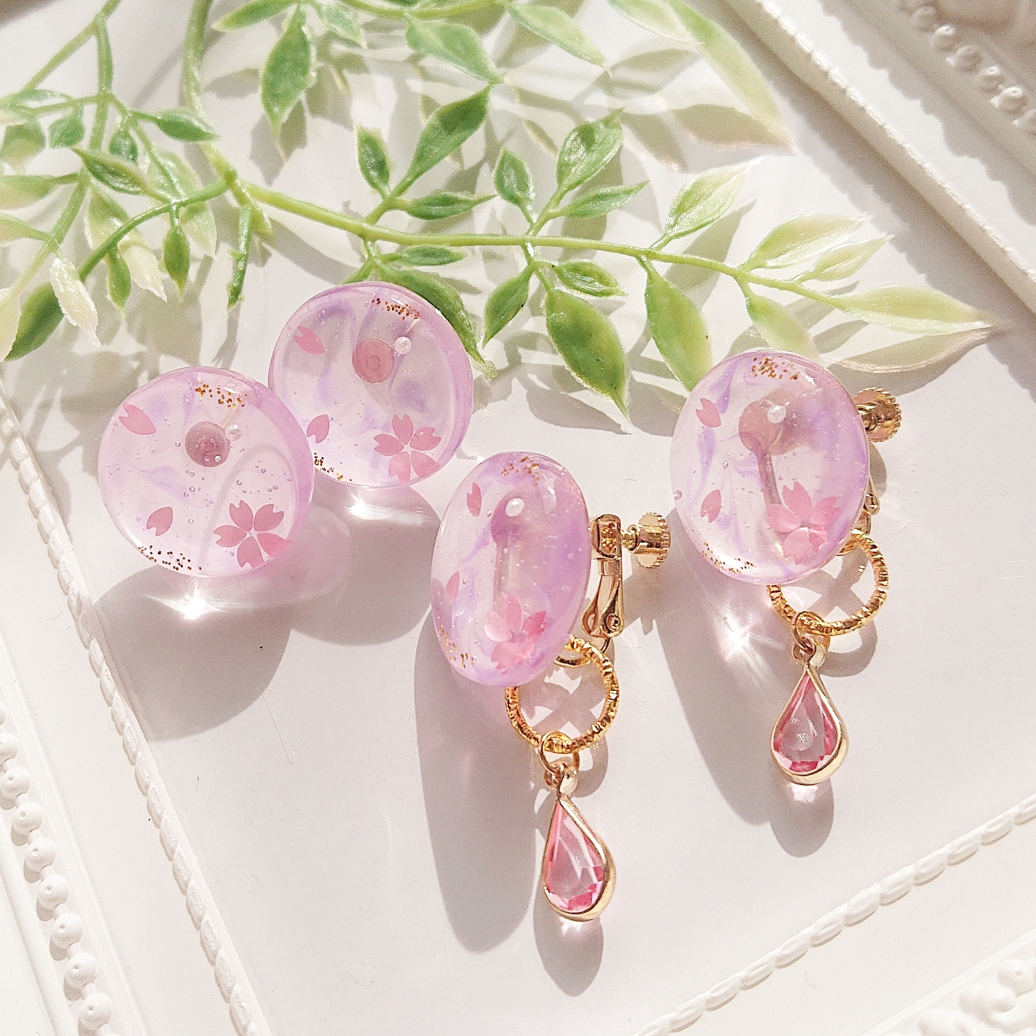 桜模様🌸<ピンクストーン>2way 円型レジンピアス・イヤリングの画像3