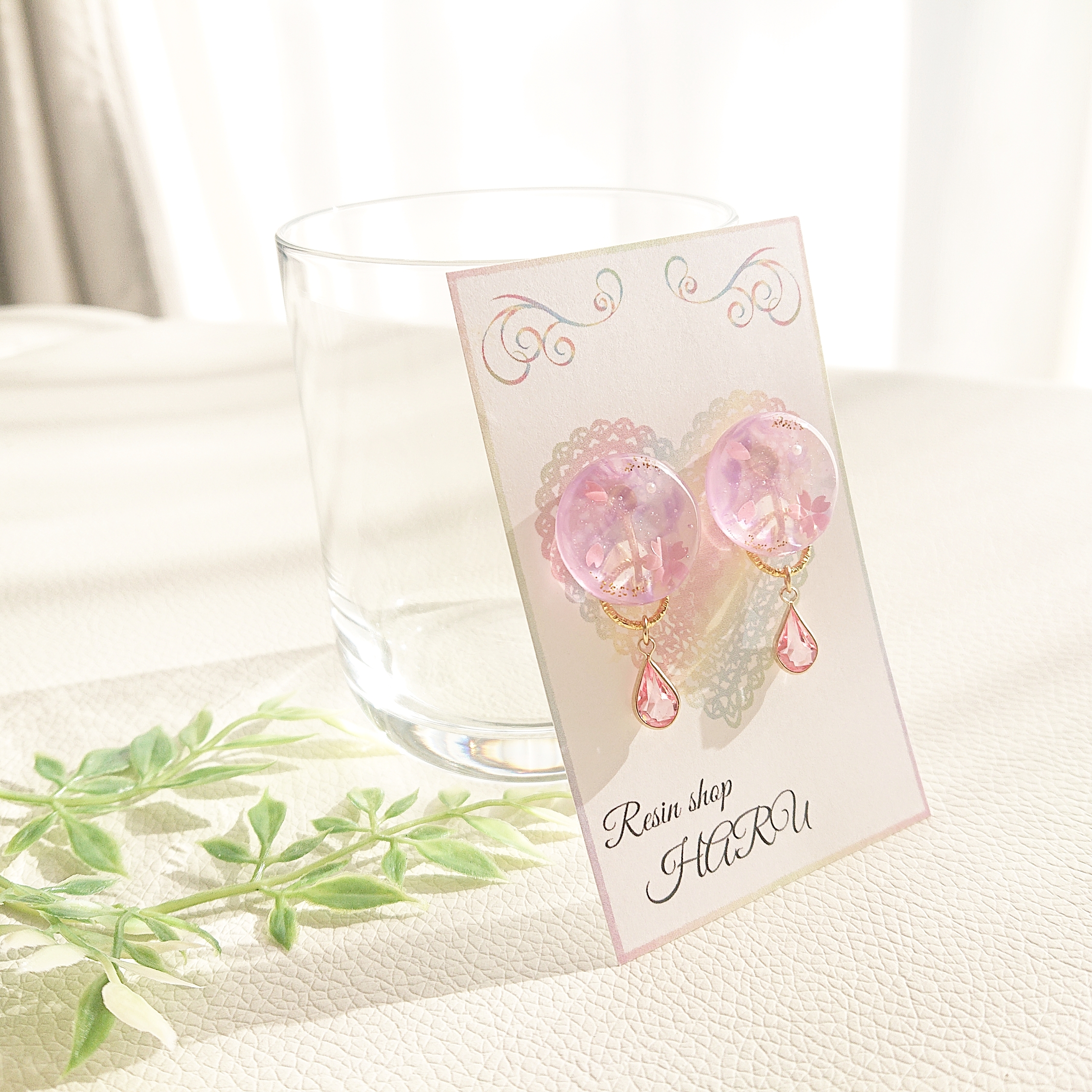 桜模様🌸<ピンクストーン>2way 円型レジンピアス・イヤリングの画像4