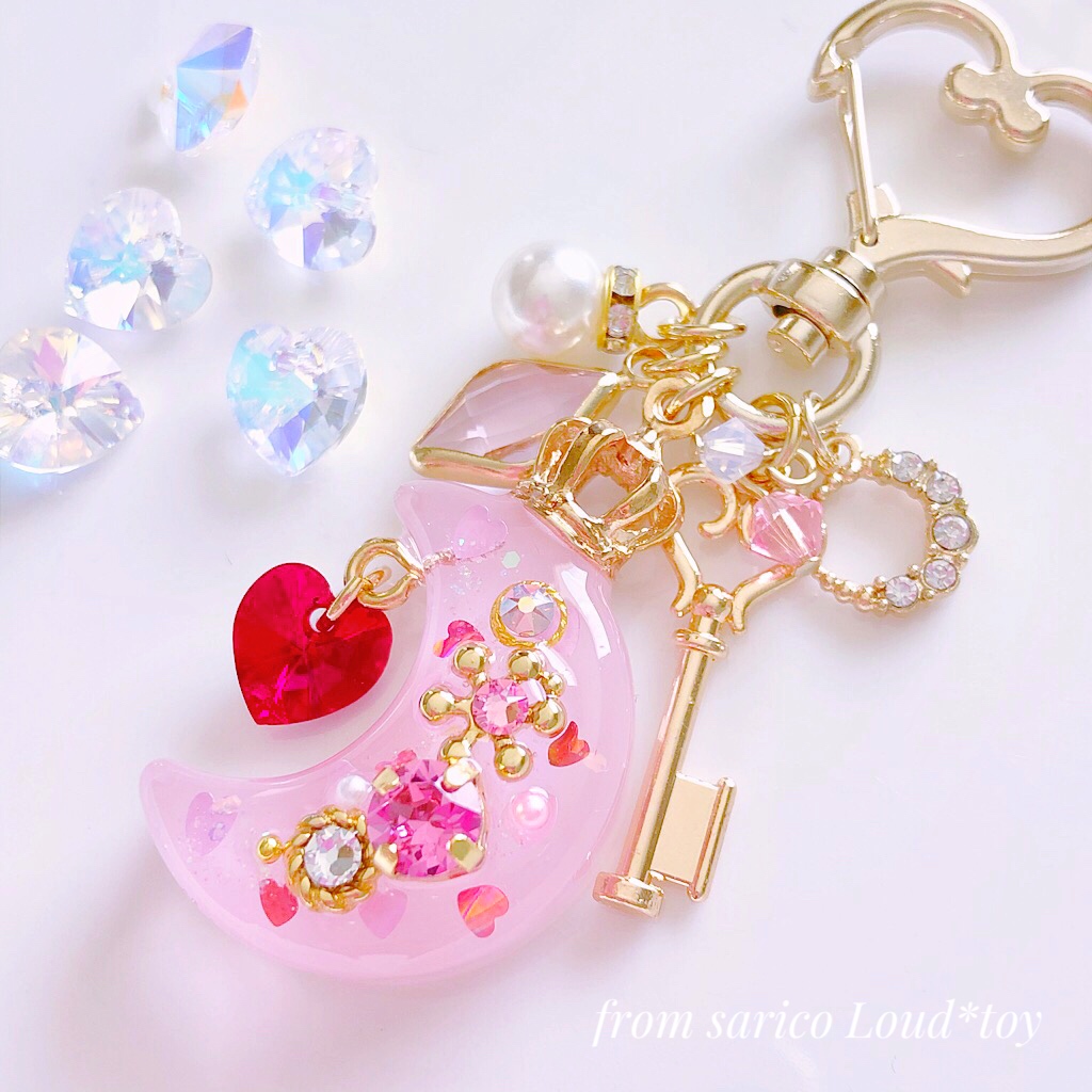 pink magical heart moonチャームの画像5
