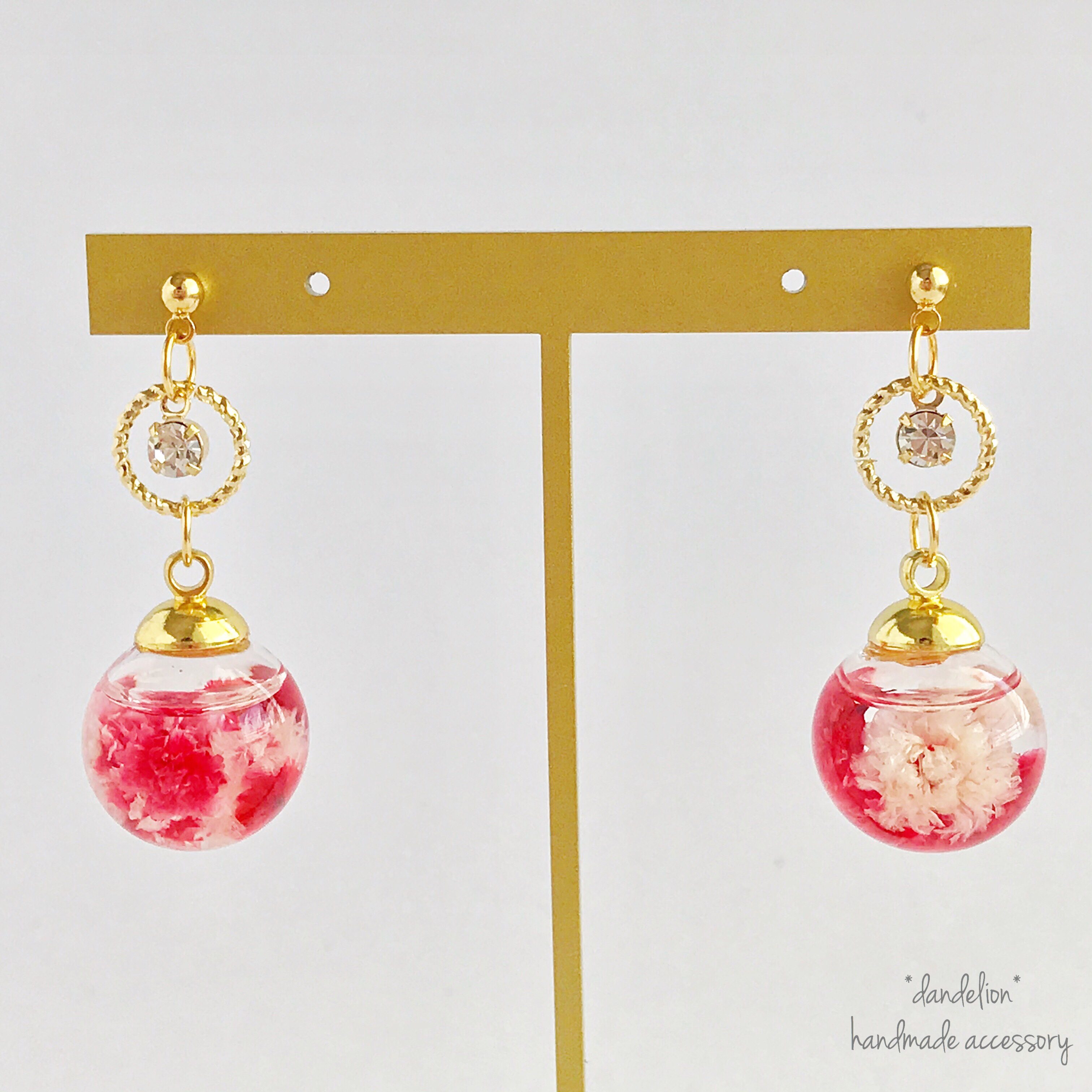 【カーネーションかすみ草】リングハーバリウムピアス/イヤリングの画像3