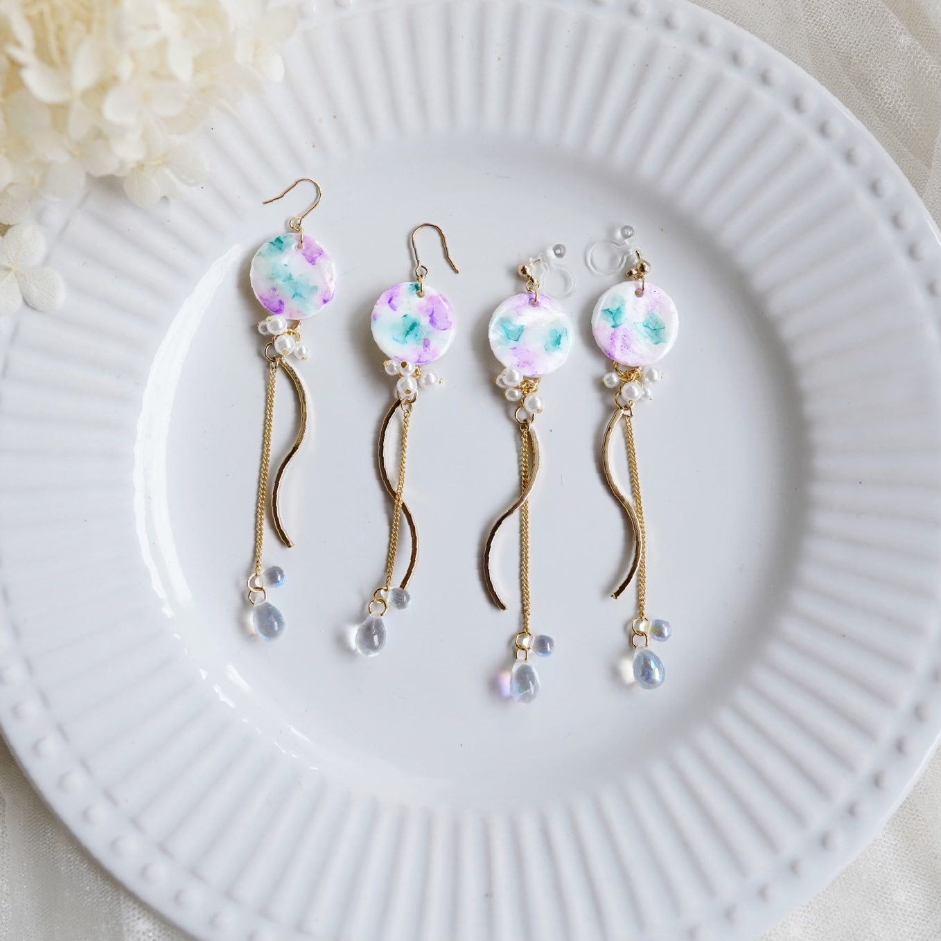 揺れる紫陽花としずくの画像2