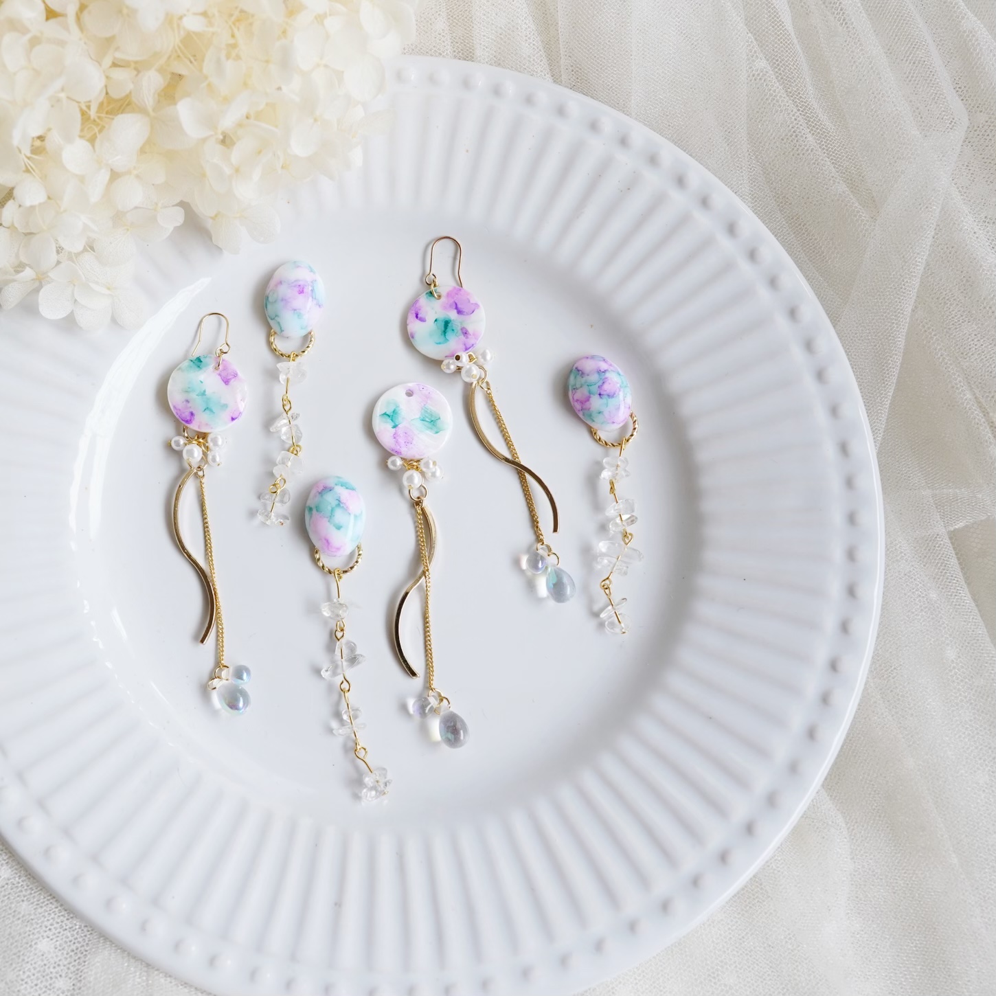 揺れる紫陽花としずくの画像6