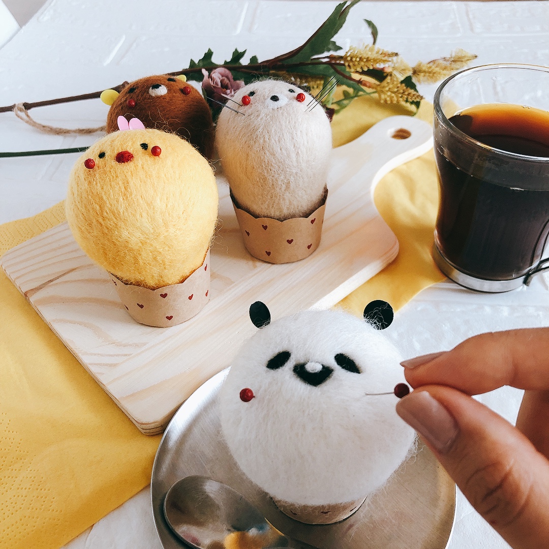 羊毛フェルトで作る】パンダくんマフィン ピンクッション|初心者ok