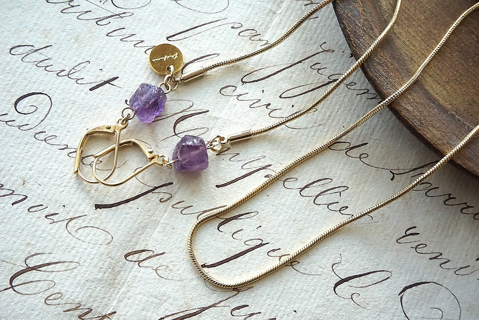 ラフカット天然石 マスクチェーン(ゴールド×アメジスト)の画像2