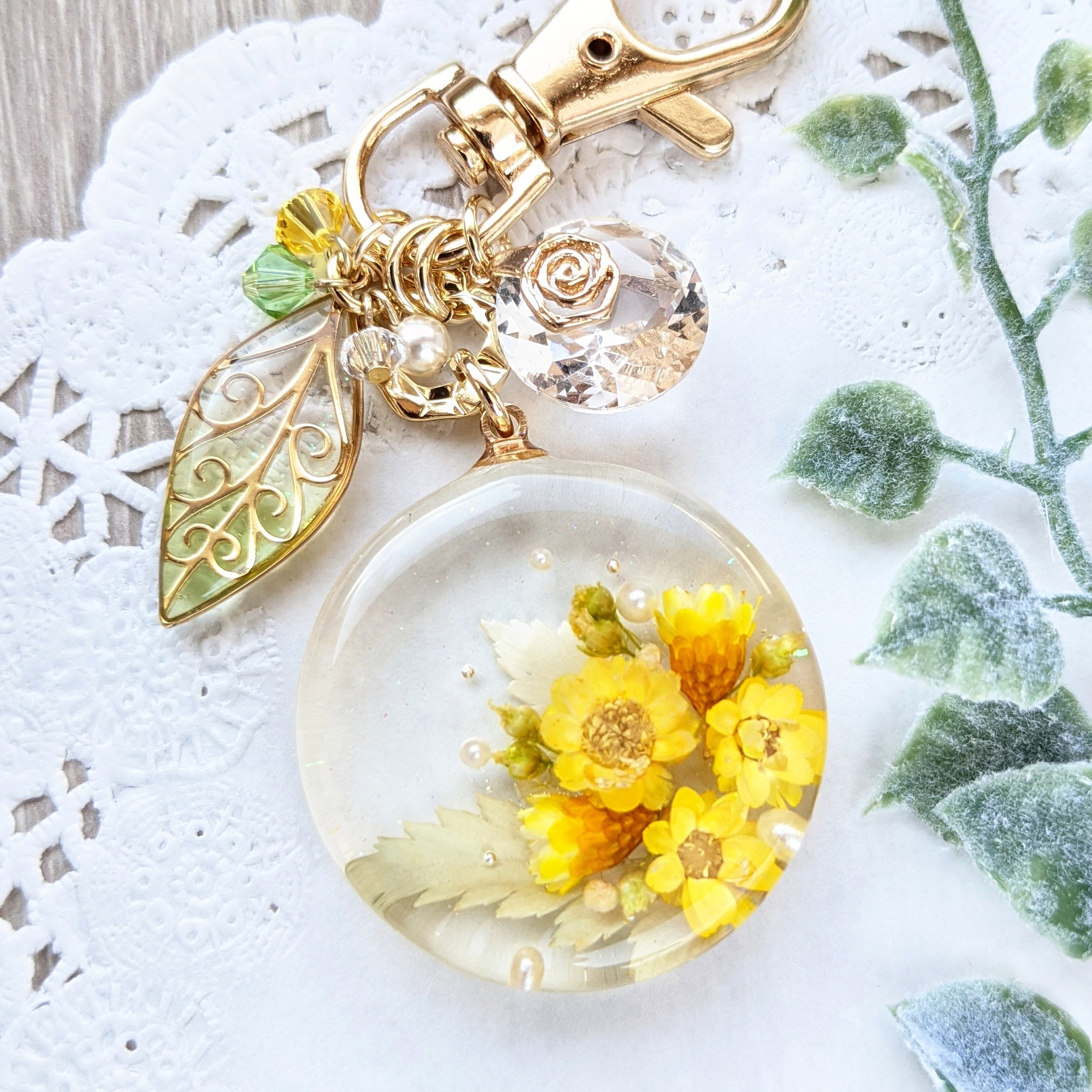 黄色いお花のキーホルダーの画像2
