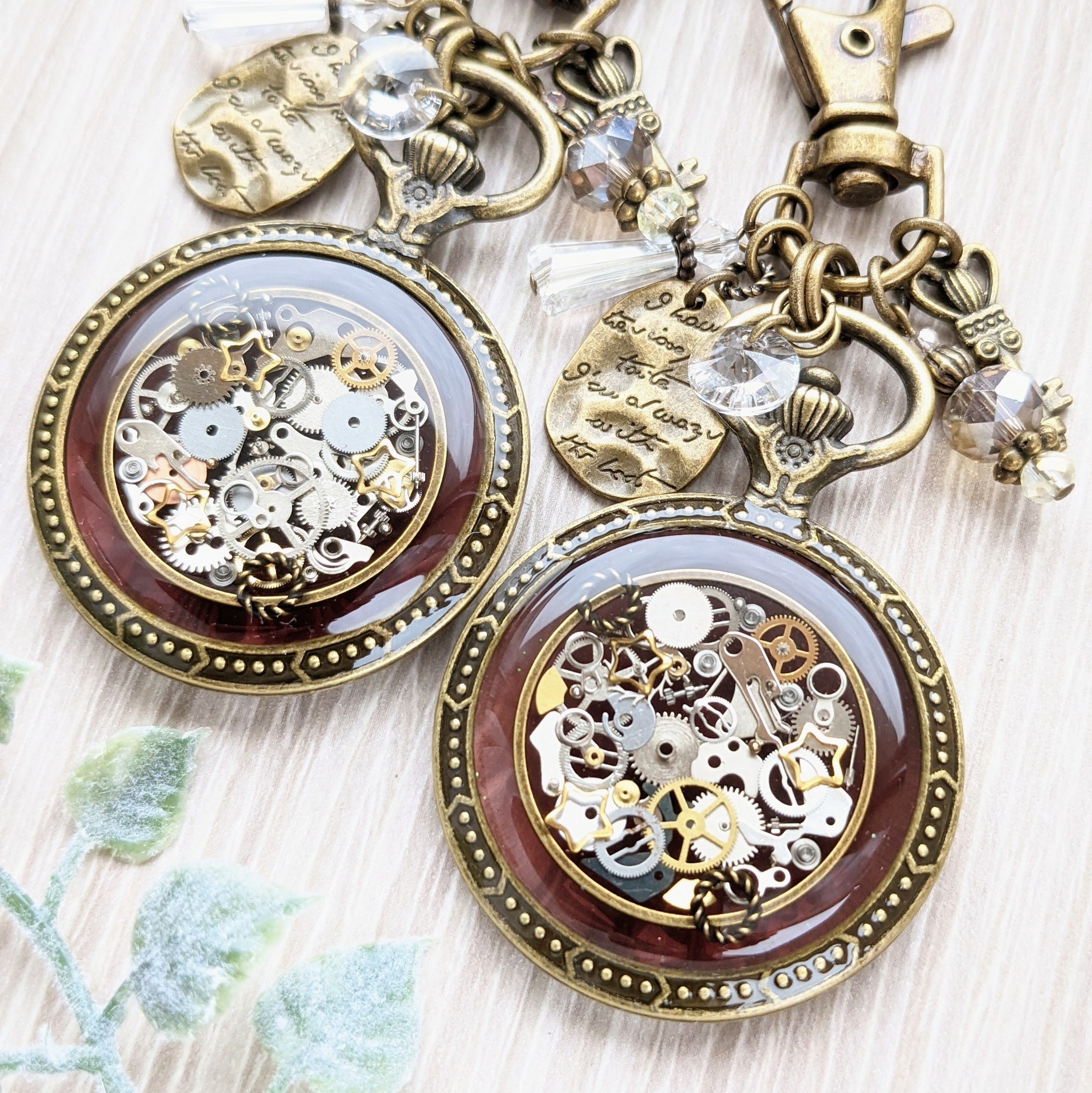 歯車アンティークキーホルダーの画像3