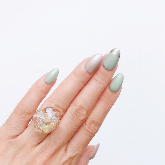 aurora natural stone pastel shell bijou ringの画像2