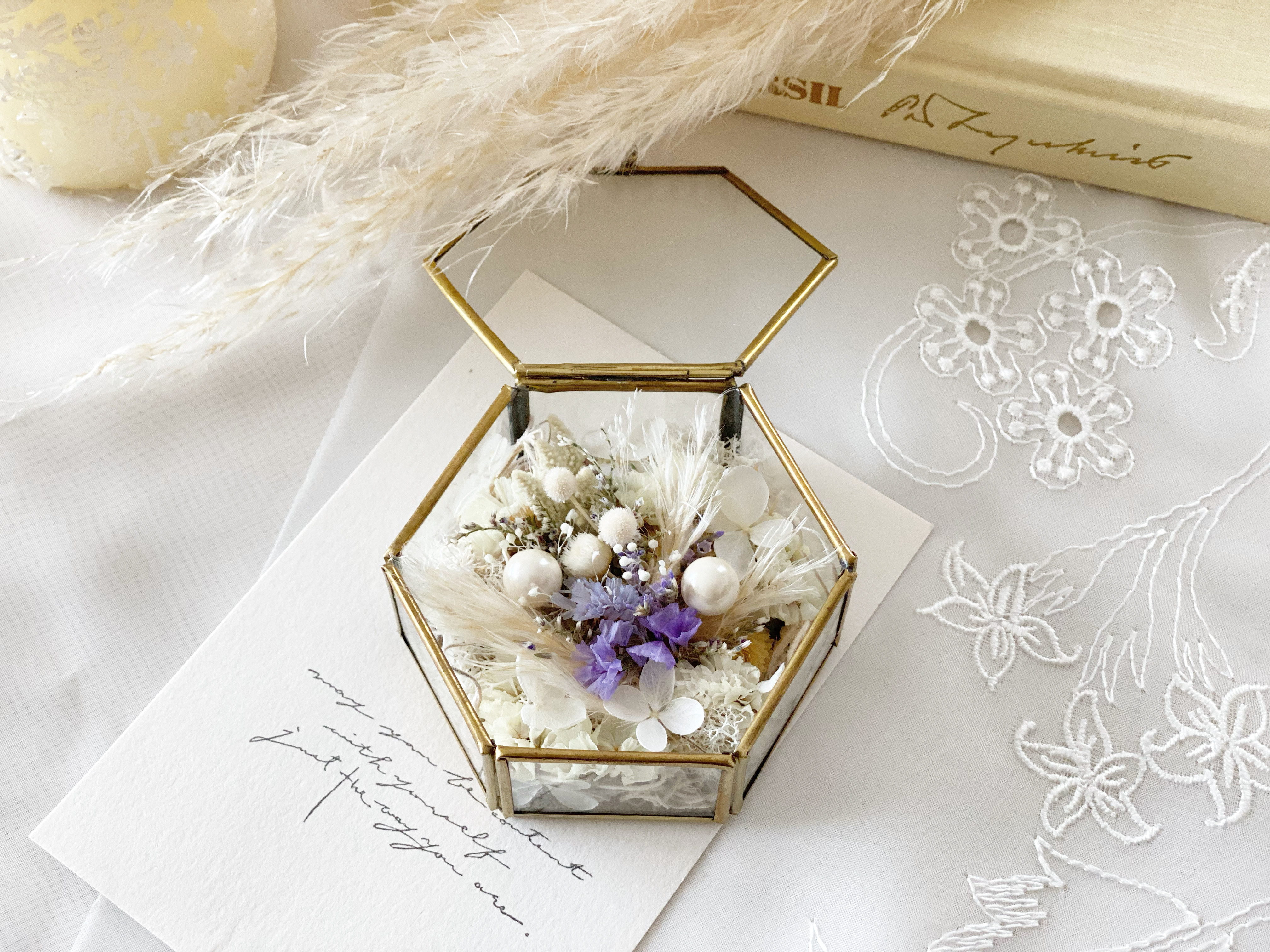 六角ガラスボックスのリングピローpurple  の画像3