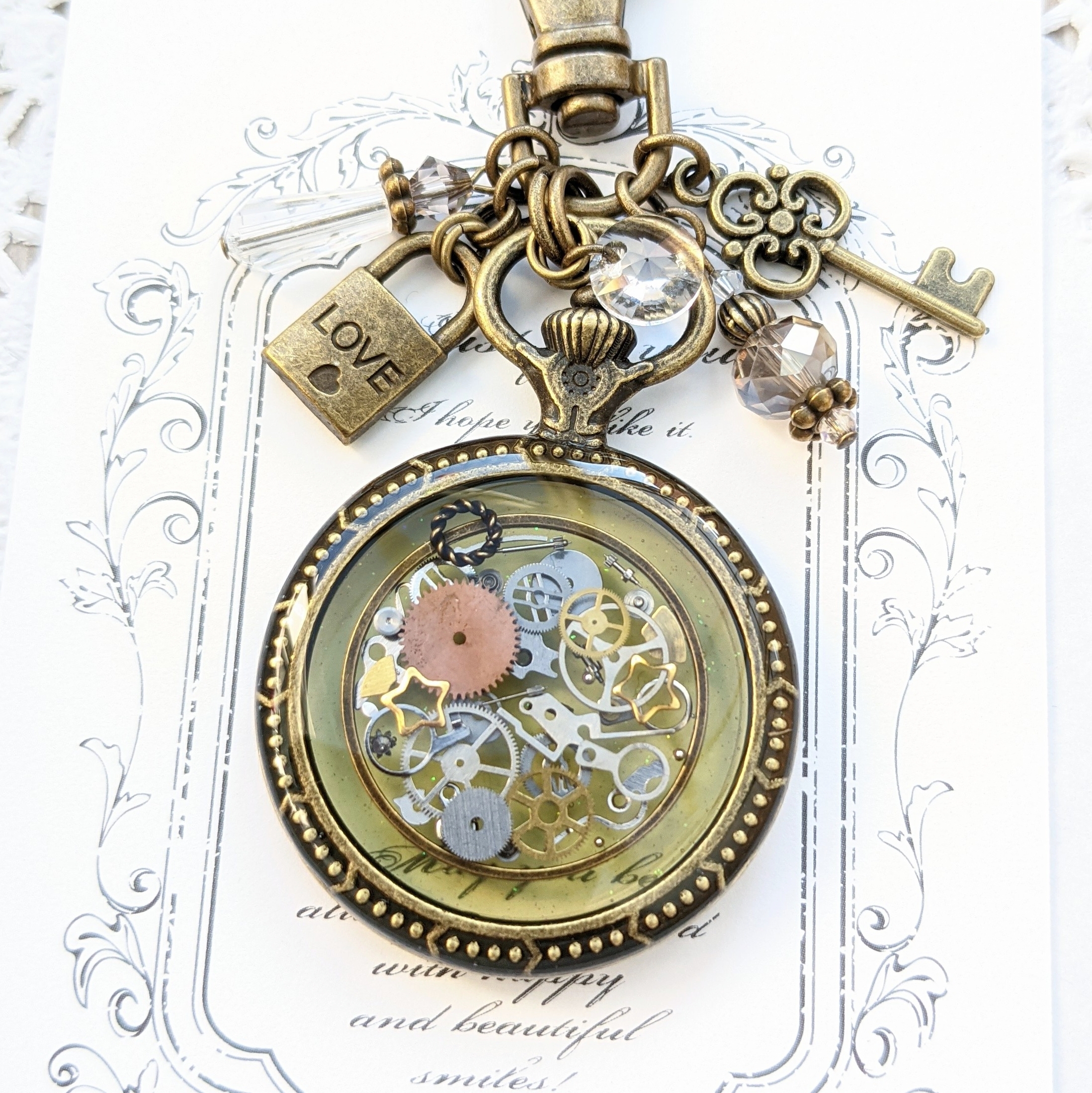 歯車アンティークキーホルダー(オリーブ)の画像2