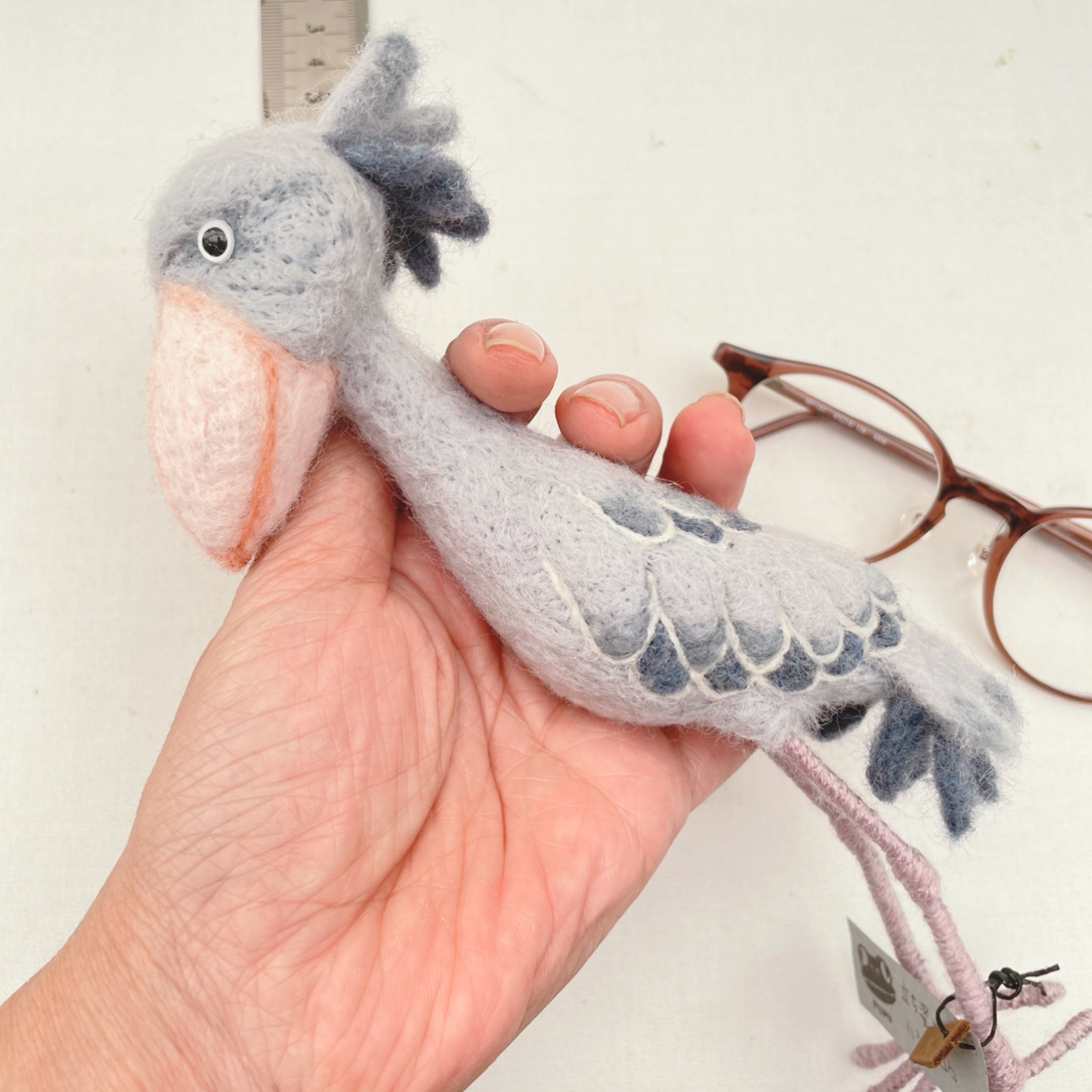 立ち姿ハシビロコウ 約20cmの画像6