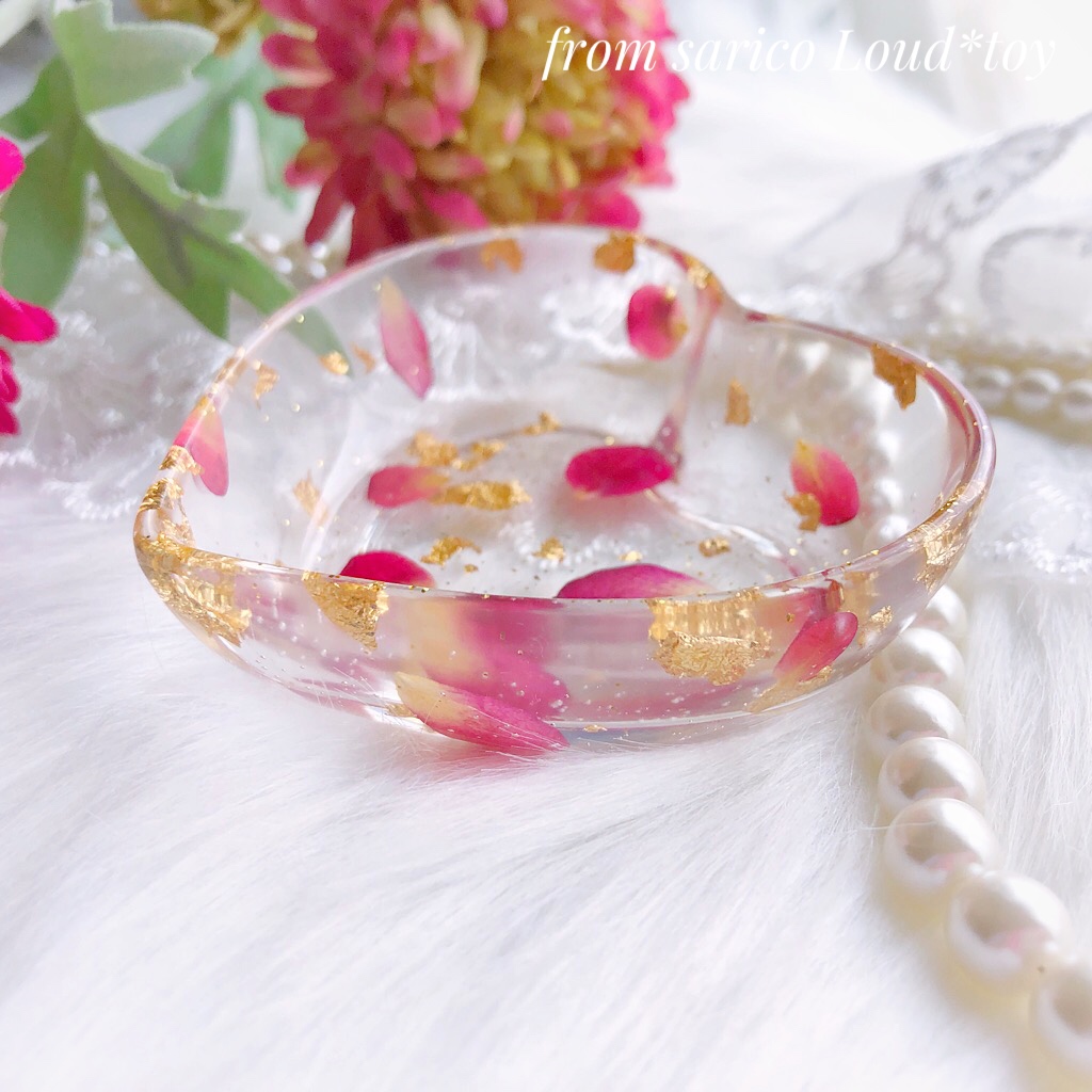 花びらと金箔　ハートトレイ🌹の画像2