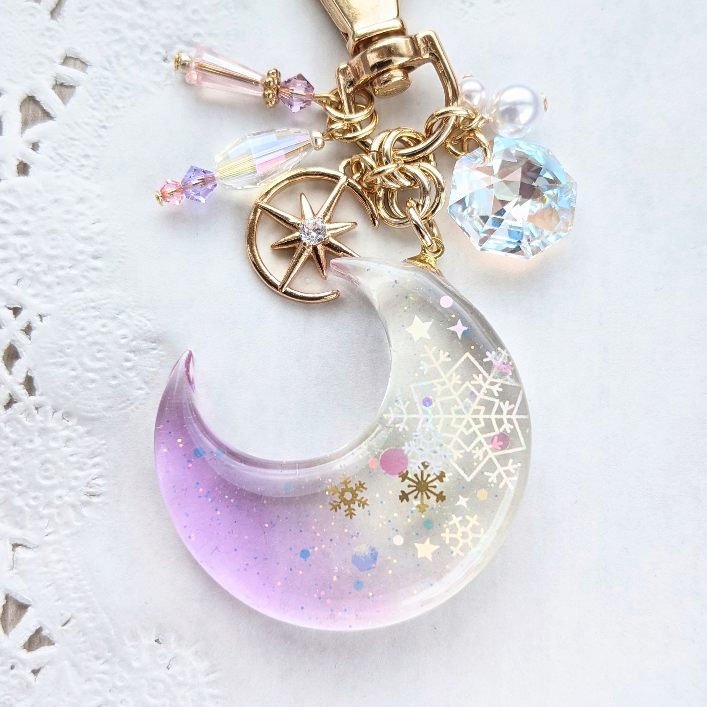 Moon with snowの画像2