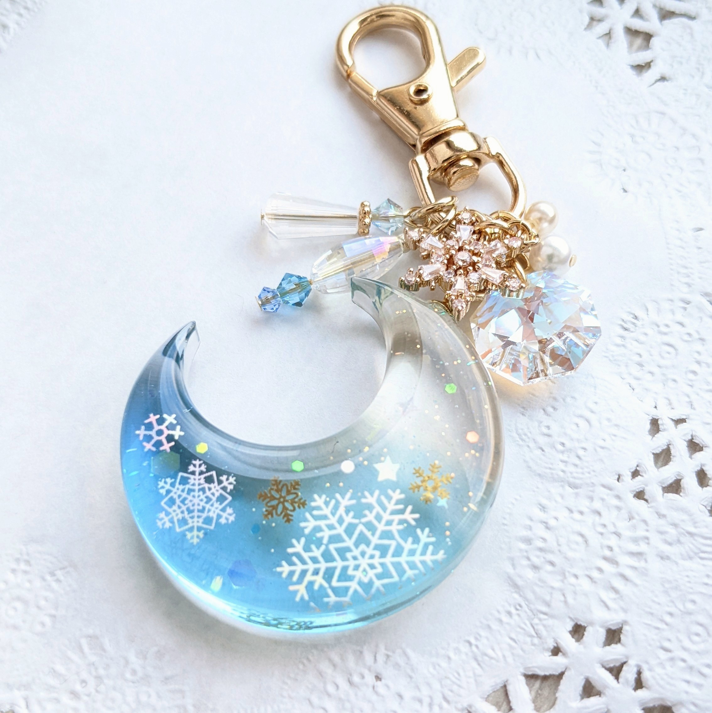 Moon with snowの画像3