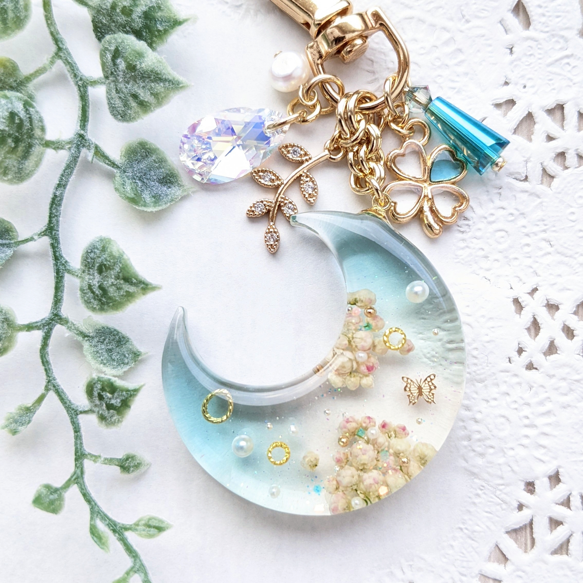 三日月と花の画像2