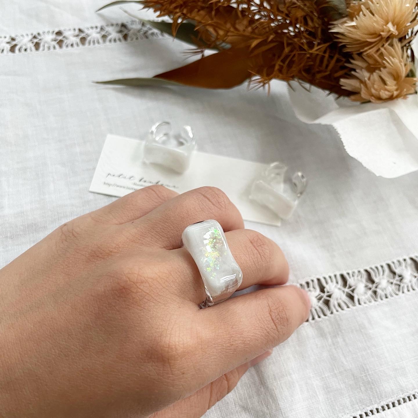 レジンリング（ミルキーホワイト）の画像2