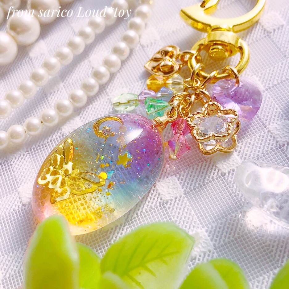 コロン月と蝶々の虹色チャームの画像4