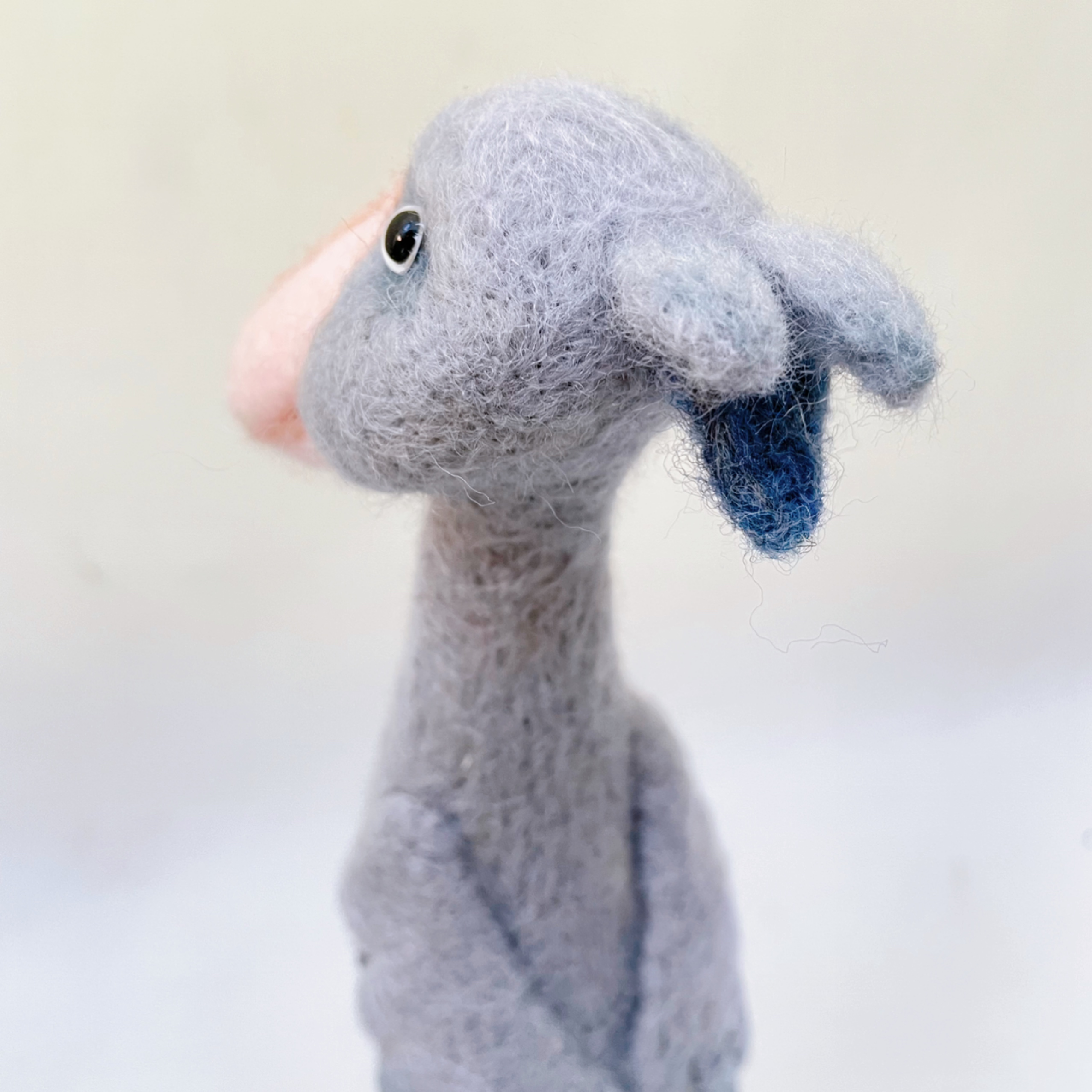 立ち姿ハシビロコウ 約22cmの画像4