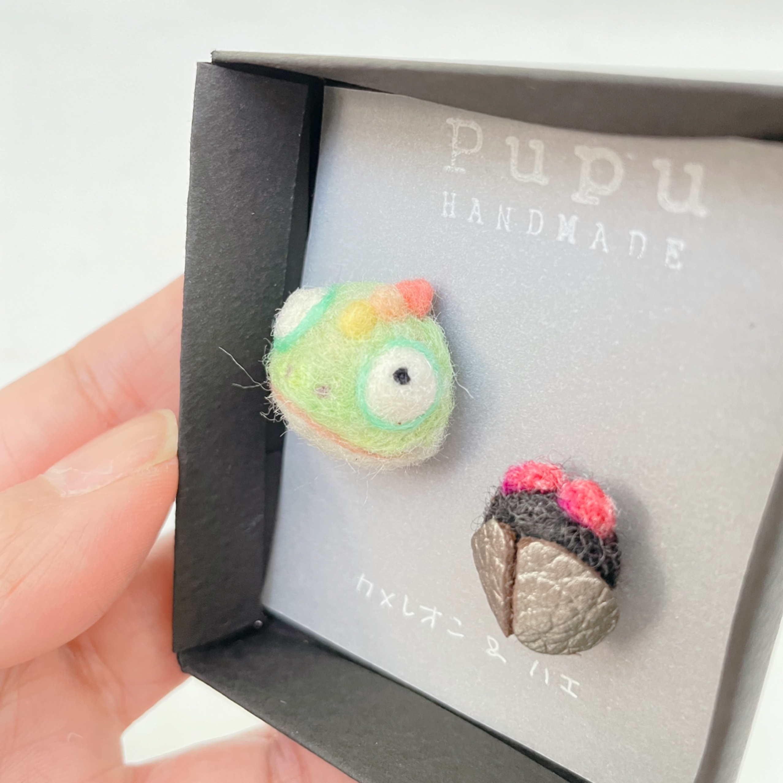 カメレオン＆ハエ　mameバッチセット【ピンバッチ】の画像3