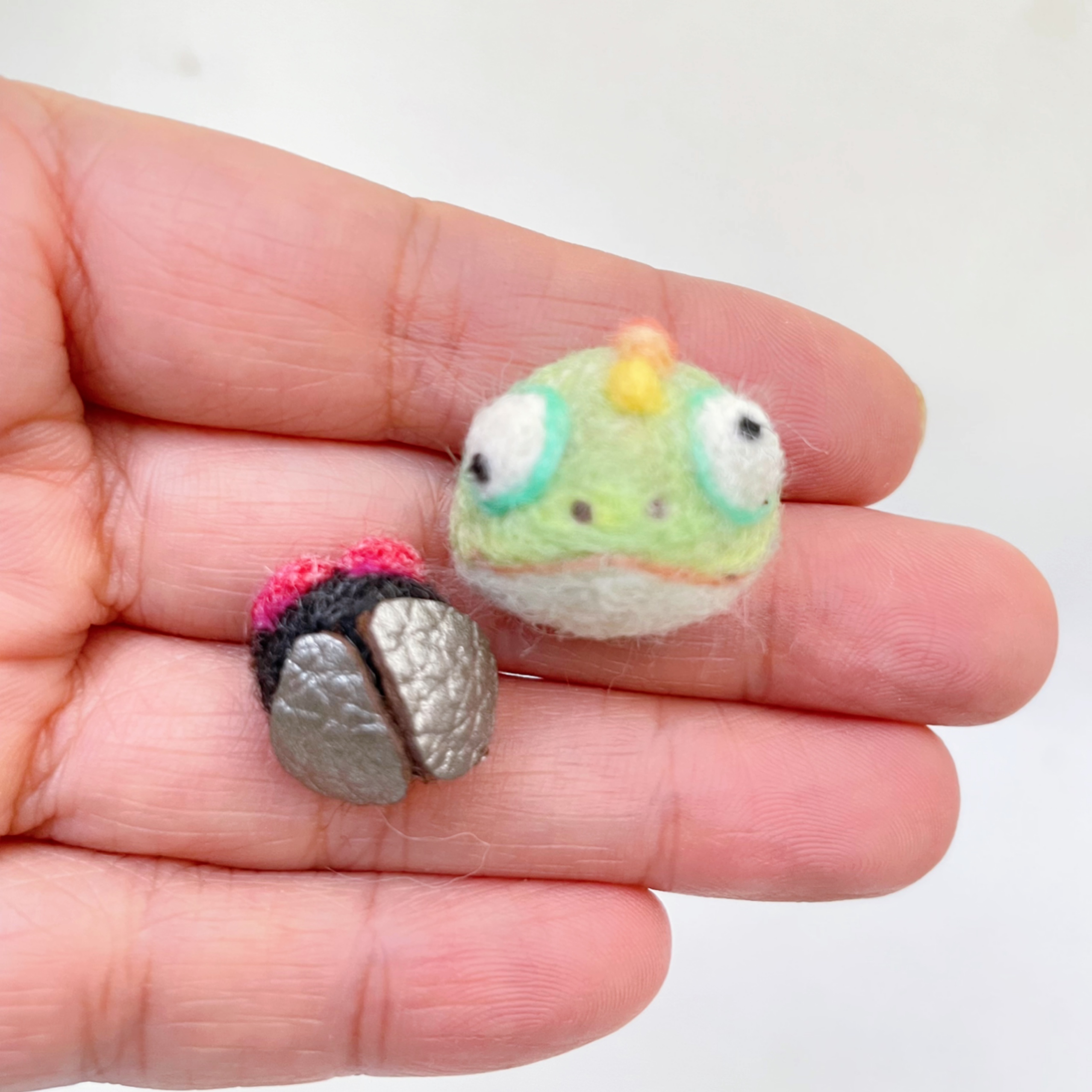 カメレオン＆ハエ　mameバッチセット【ピンバッチ】の画像6