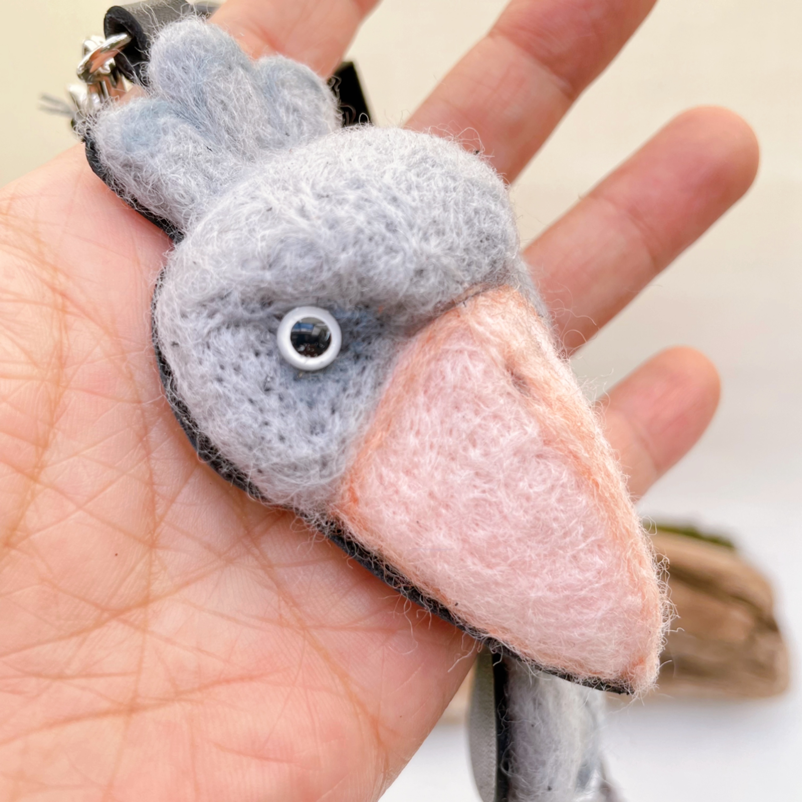 ハシビロコウバックチャームの画像2