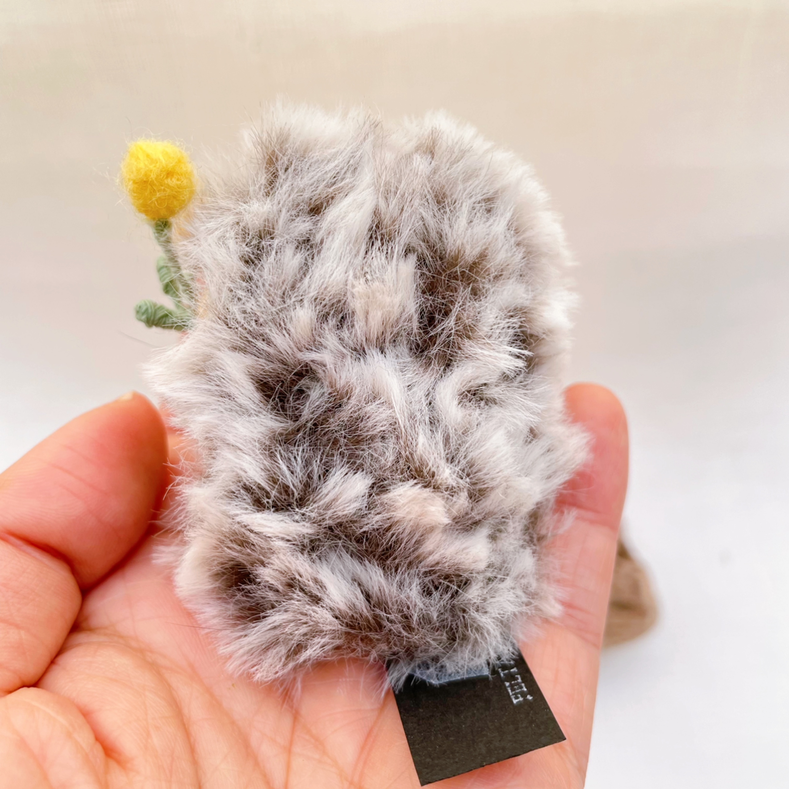 春のうきうきハリネズミの画像4