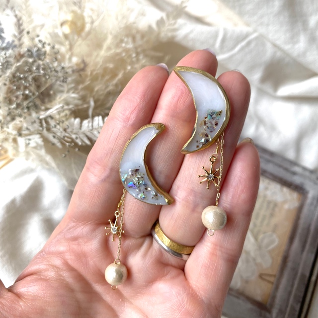 月の2wayイヤリング/ピアスの画像3
