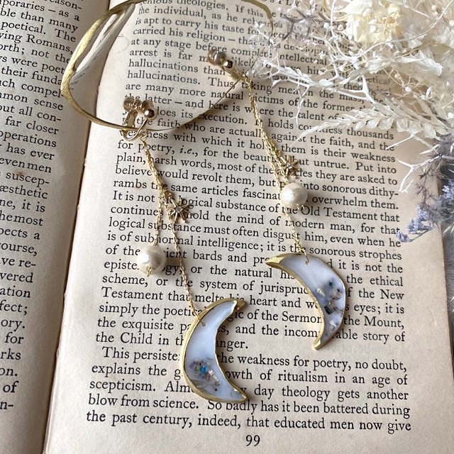 揺れる♡月アクセサリー☽︎‪︎.*·̩͙‬イヤリング/ピアスの画像2