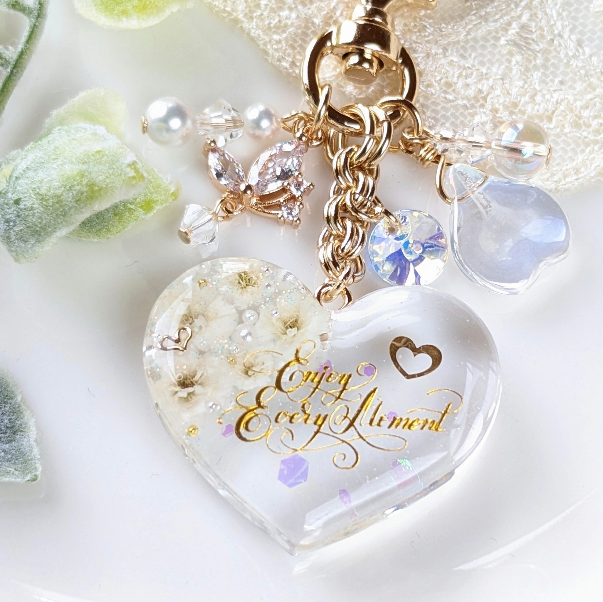 Gypsophila Heart Bouquetの画像4