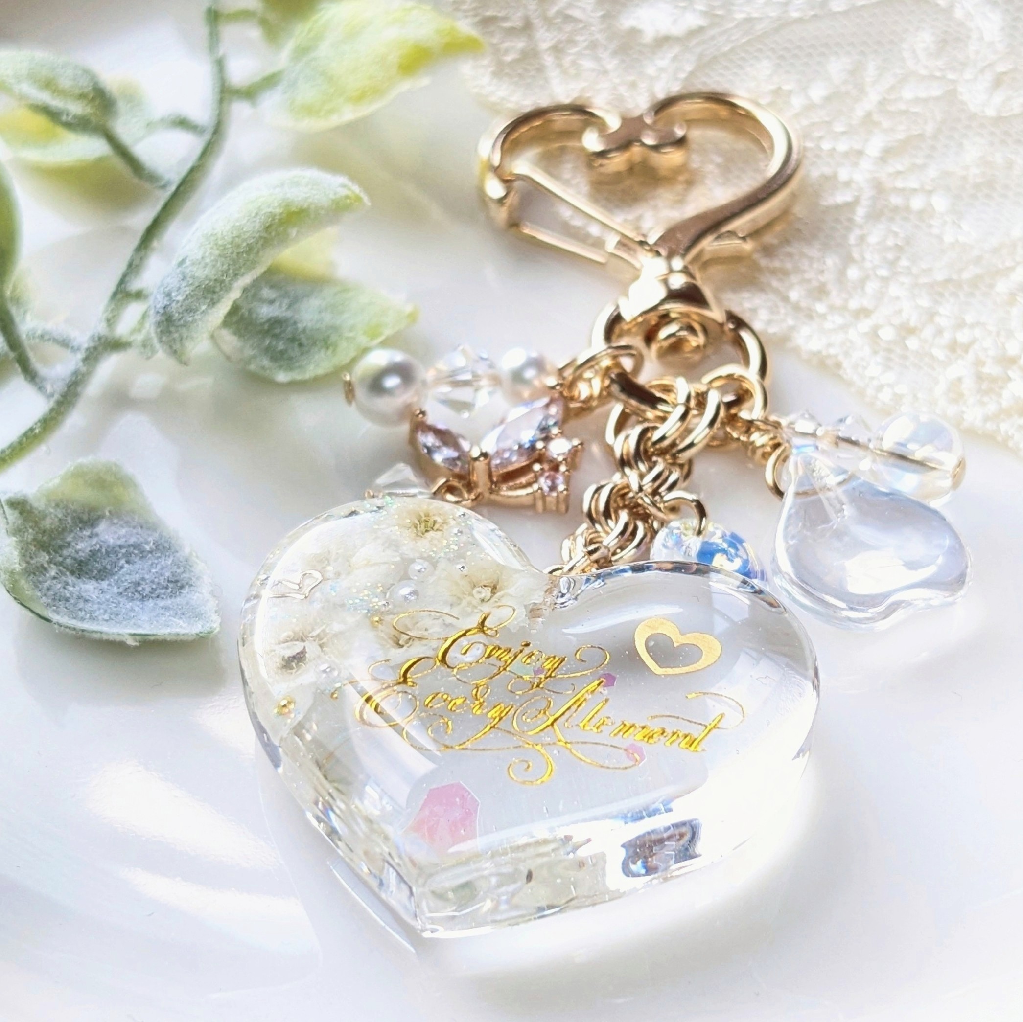 Gypsophila Heart Bouquetの画像5