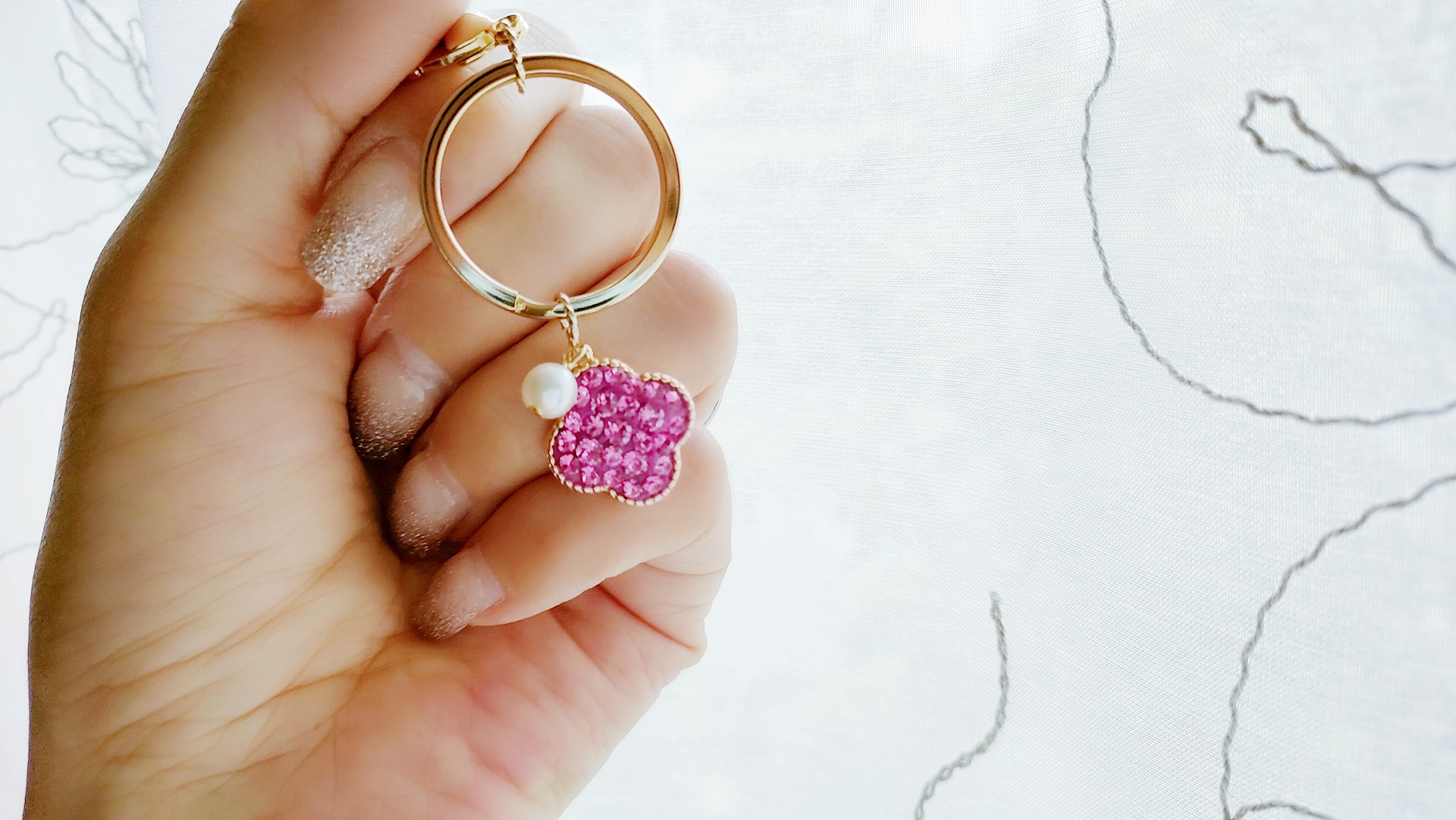 【完成品】クローバーキーホルダーチャーム（シルバーベース）の画像3