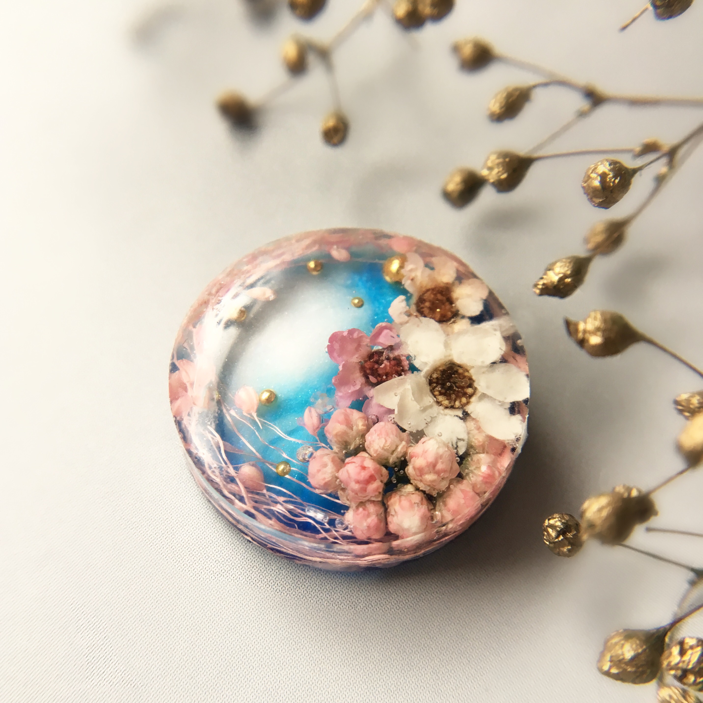 Valentine Collection 🌸受注製作🌸 Blue sky and pink flowers(ピアス・イヤリング)の画像2