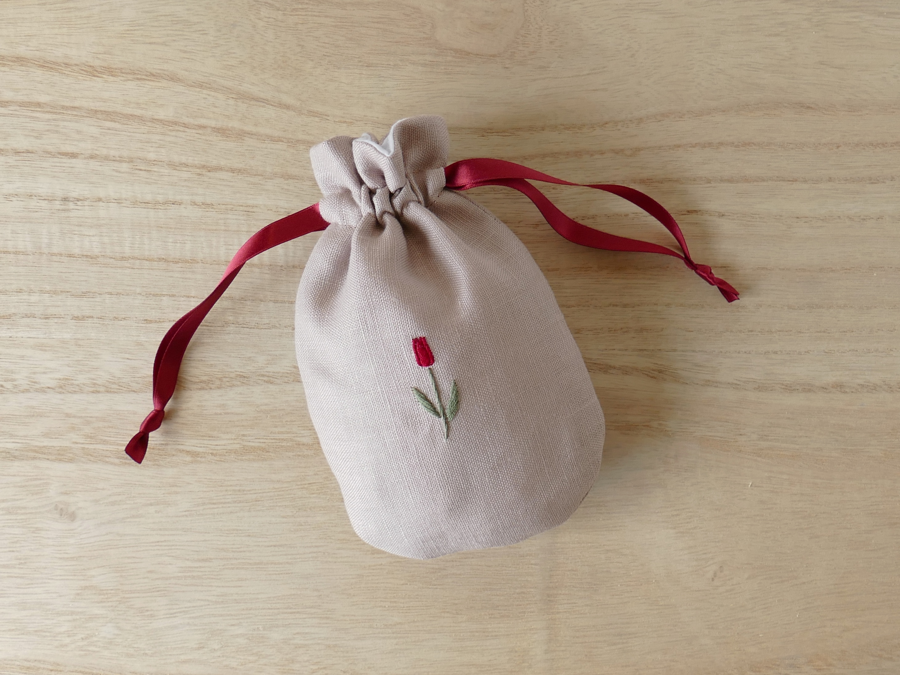 制作キット「チューリップ」リネンの巾着ポーチの画像2