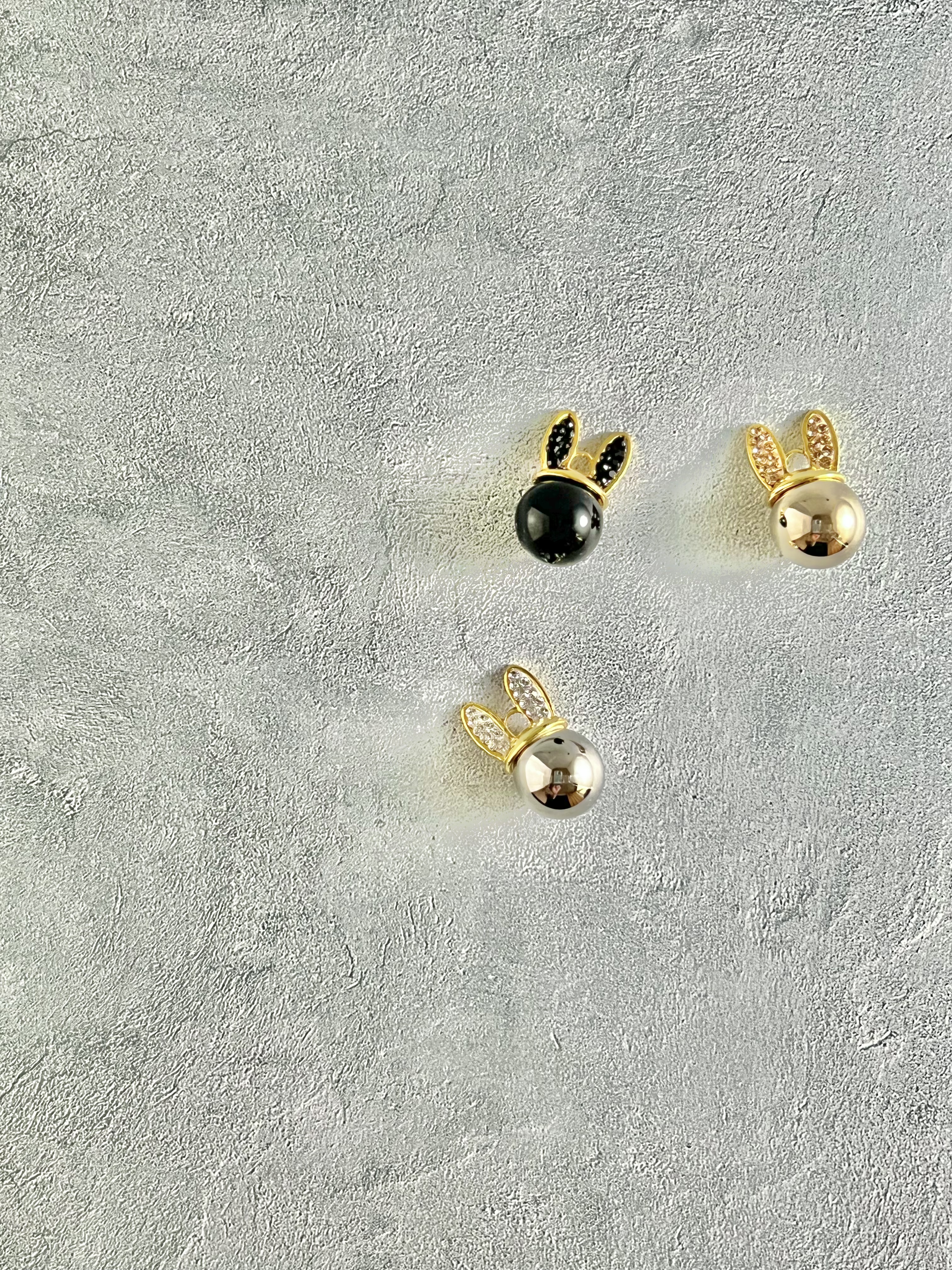 LuckyRabbit 資材　ゴールド（耳）×ブラック（顔）の画像2