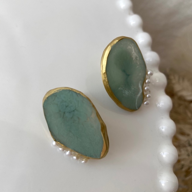 サイドパール レジンジオード ピアス/イヤリング (グリーン)の画像2