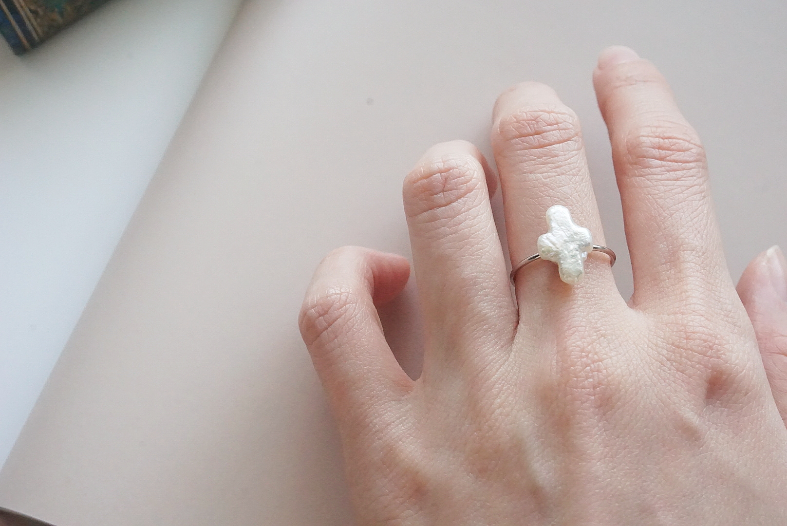 パールクロス(シルバー)リングの画像2