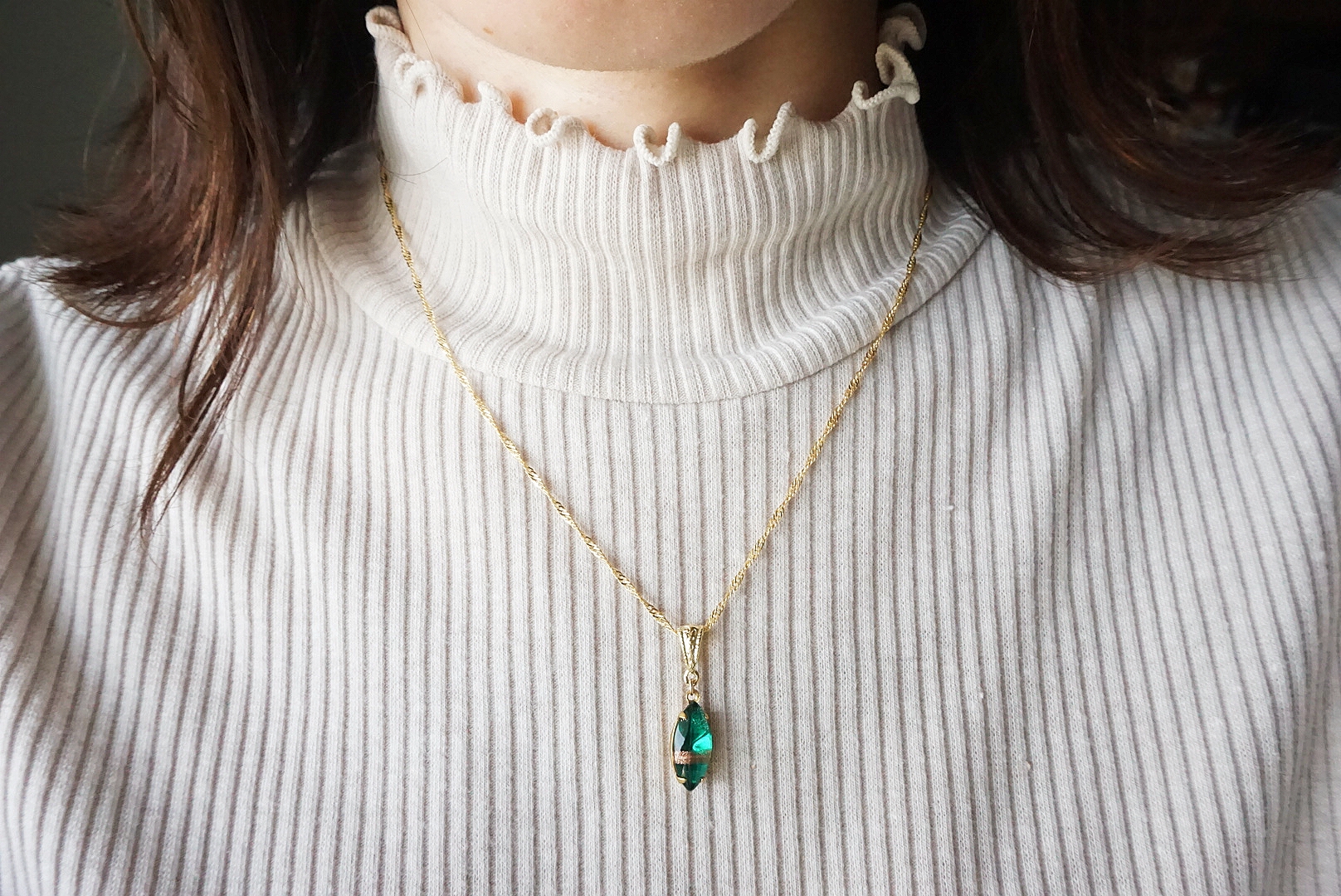 ラメマーキス(エメラルド)ネックレスの画像2