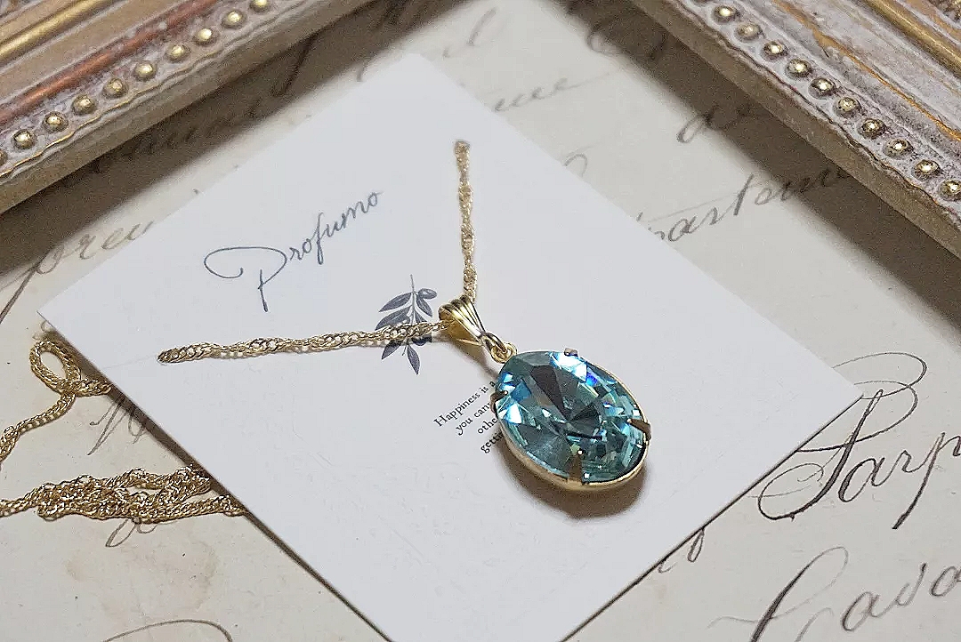 ビッグオーバル(アレキサンドライト)ネックレスの画像2