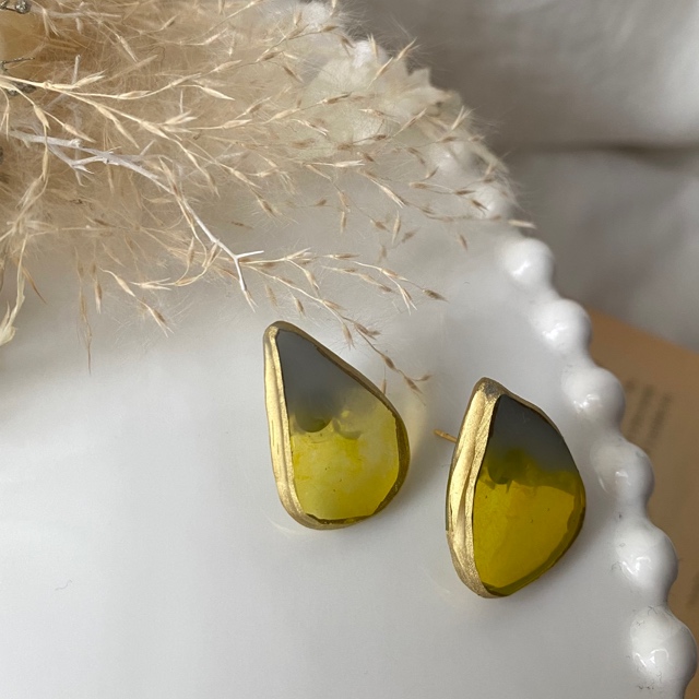 しずく型バイカラーレジンジオード ピアス/イヤリングの画像3