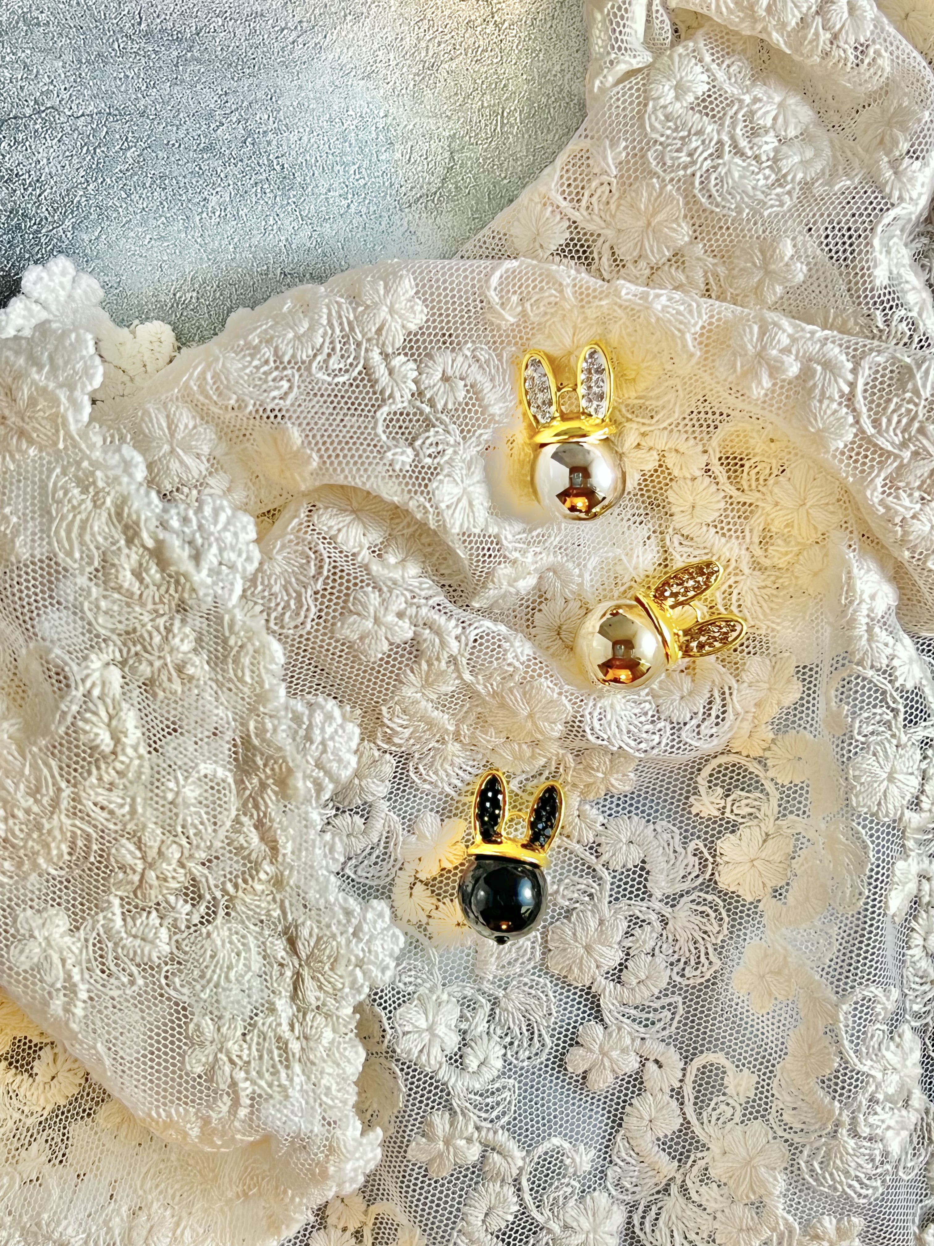 LuckyRabbit 資材　ゴールド（耳）×シルバー（顔）の画像3