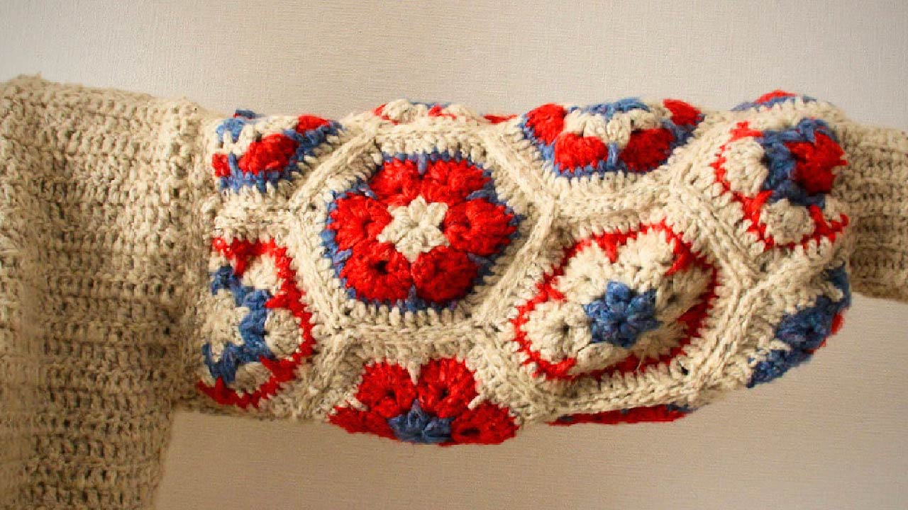 【キット】〈かぎ針編み〉アフリカンモチーフのバルーンスリーブセーターの画像3